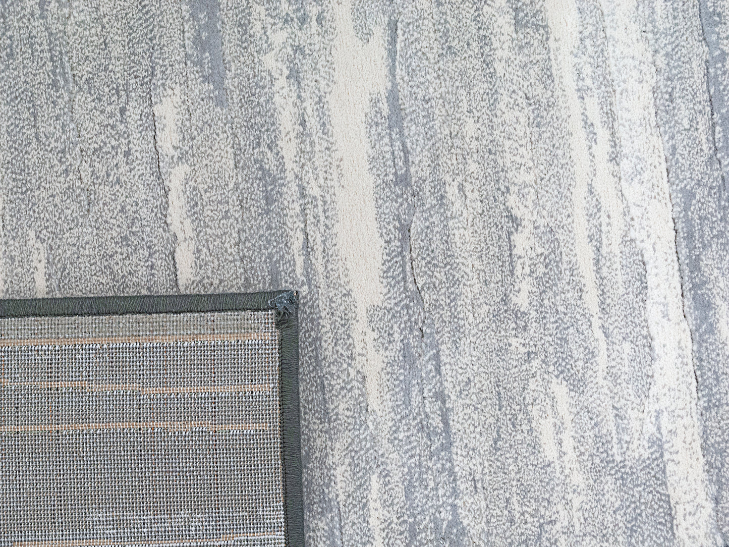 Eclipse Contemporary Grey Modern Medium Pile Rug