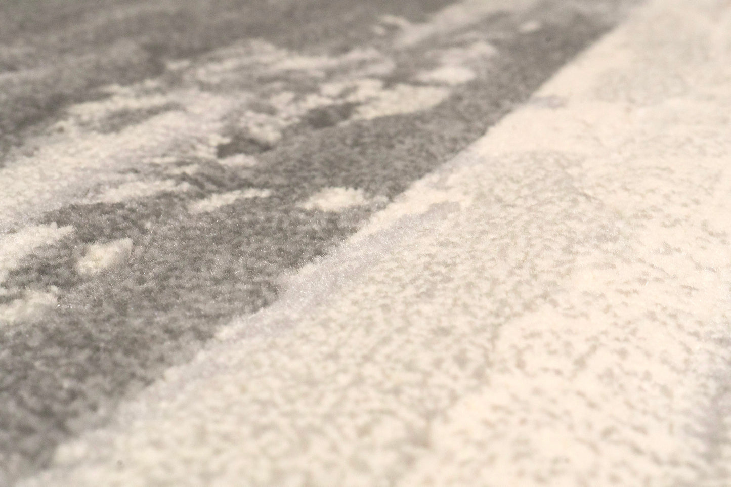 Eclipse Contemporary Grey Modern Medium Pile Rug