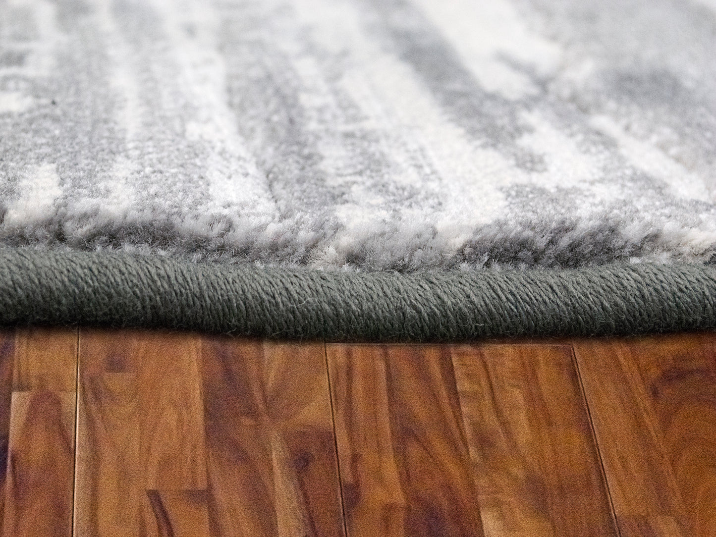 Eclipse Contemporary Grey Modern Medium Pile Rug