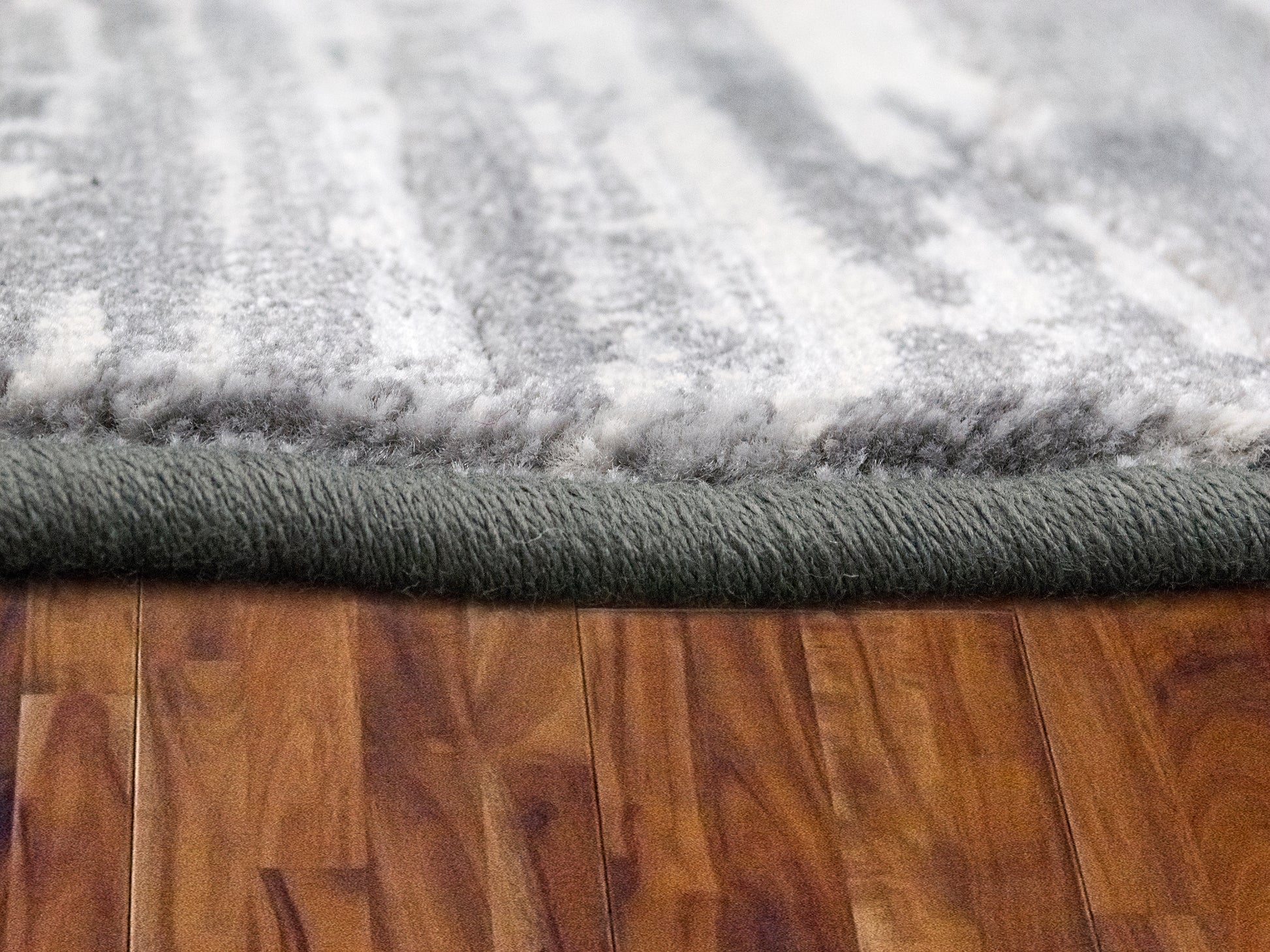 Eclipse Contemporary Grey Modern Medium Pile Rug