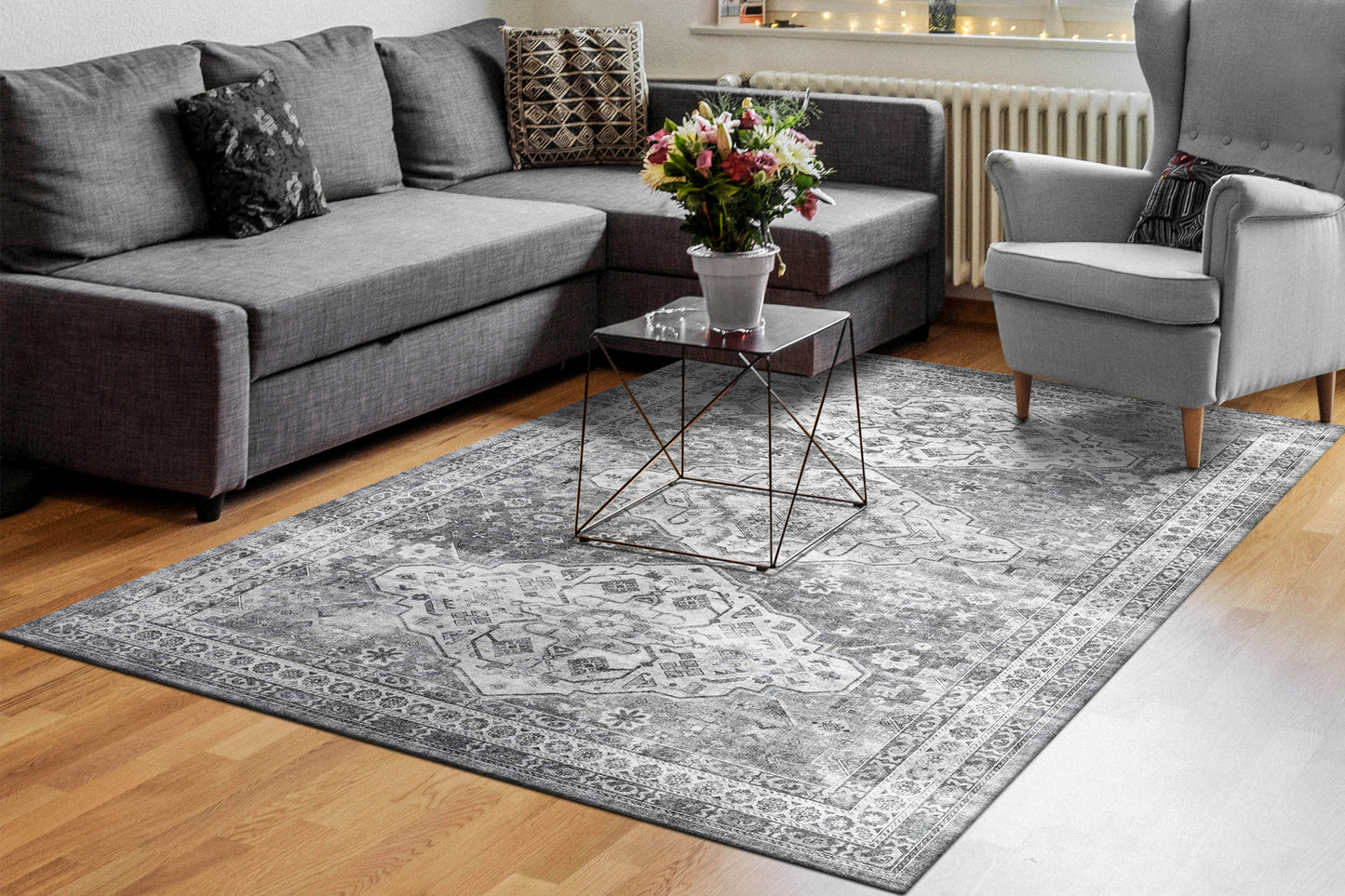 Elise Traditional Grey Oriental Low Pile Rug
