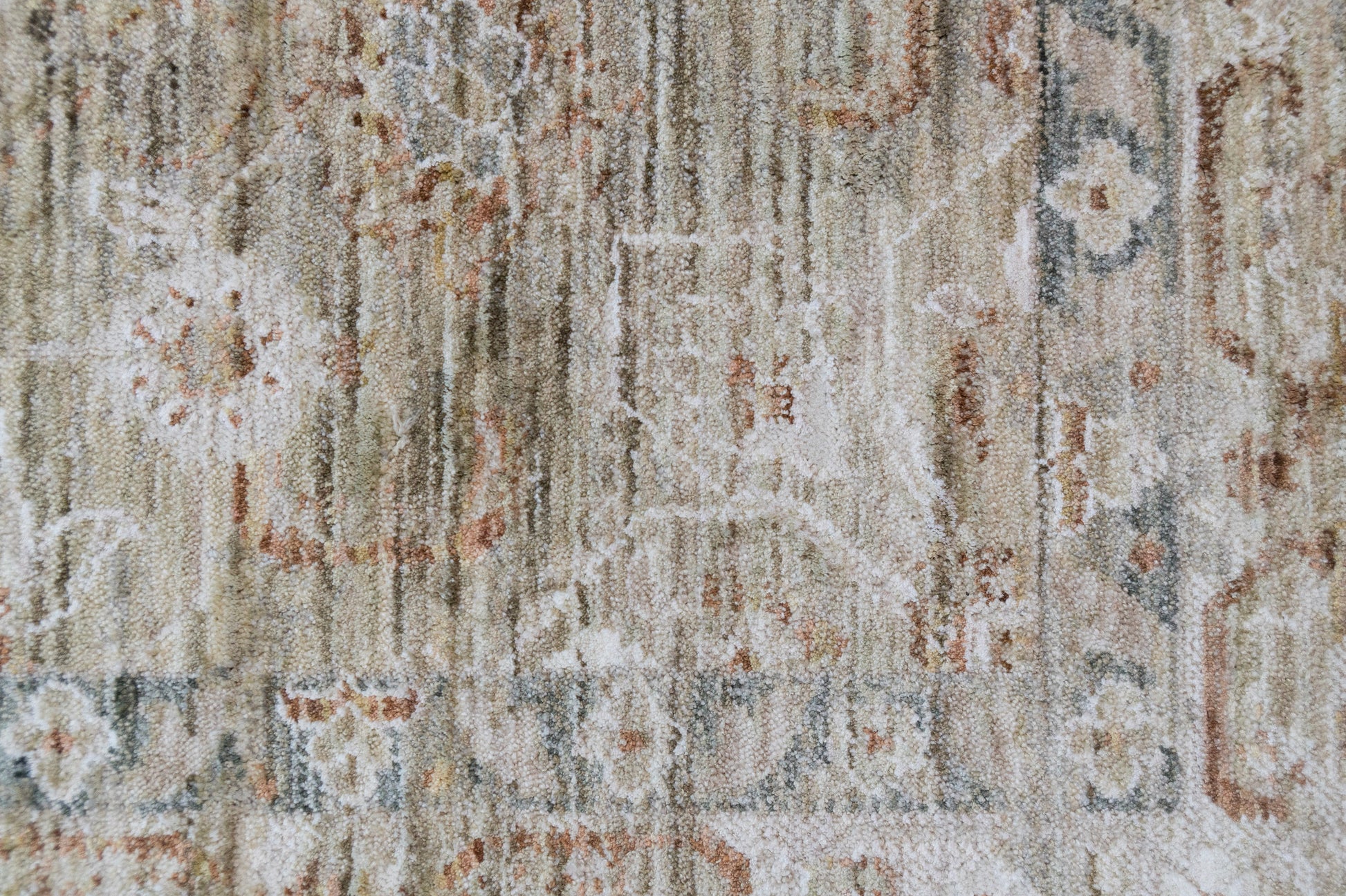Flare Traditional Beige/Grey/Ivory Medallion Low Pile Rug