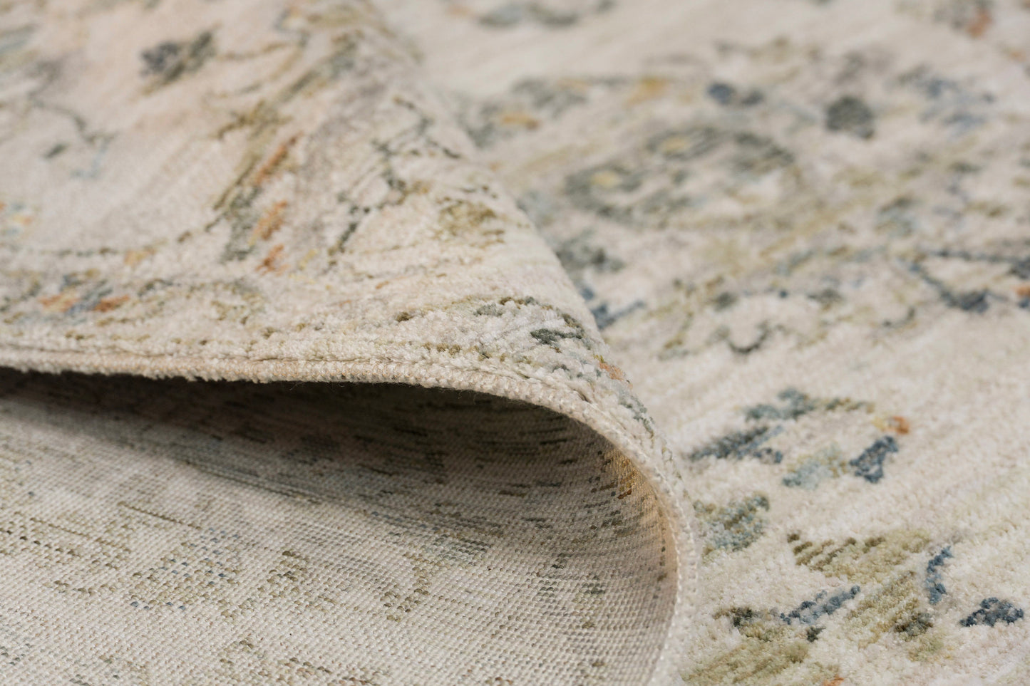Flare Traditional Beige/Blue Floral Low Pile Rug