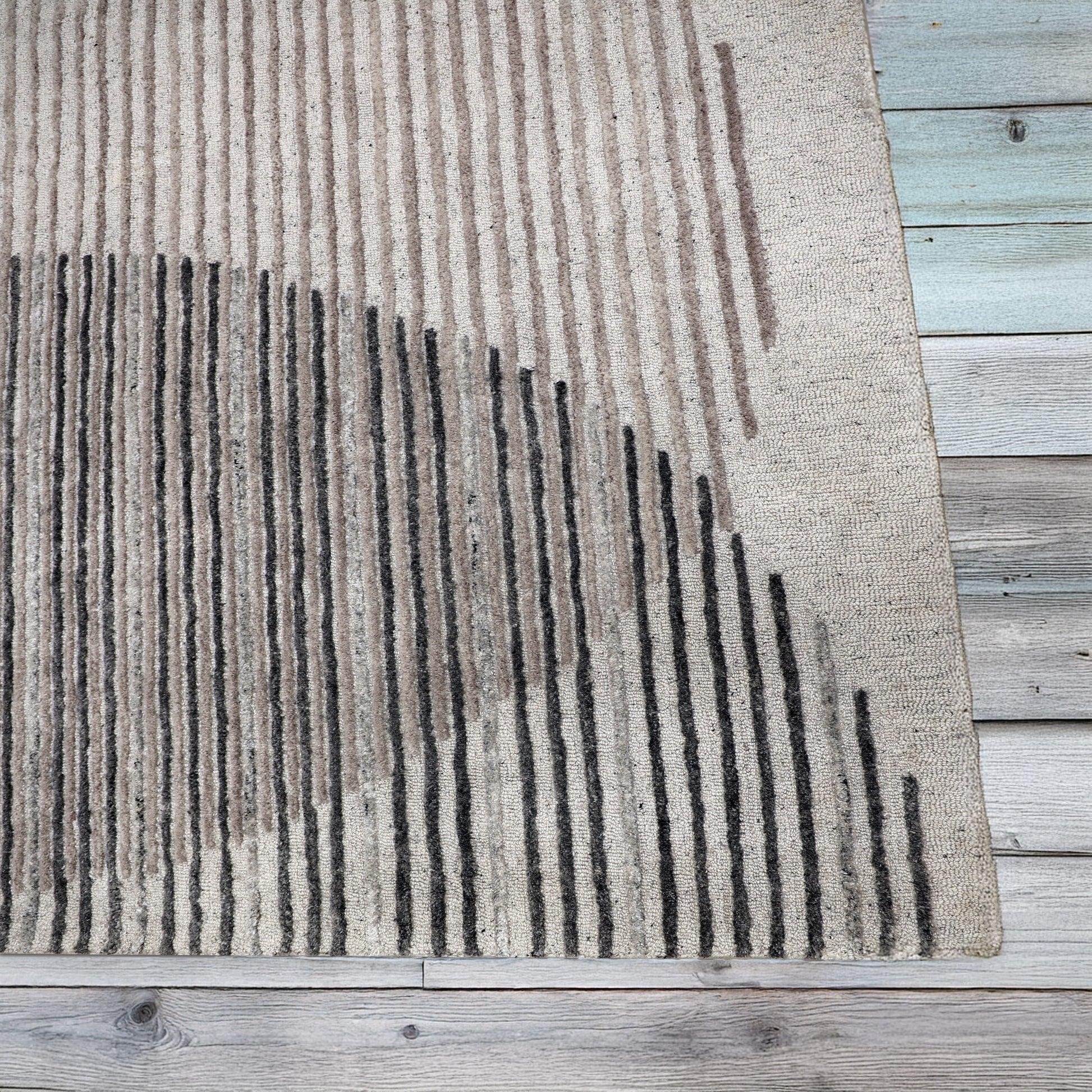 Forever Modern Silver/Grey Geometric Low Pile Rug