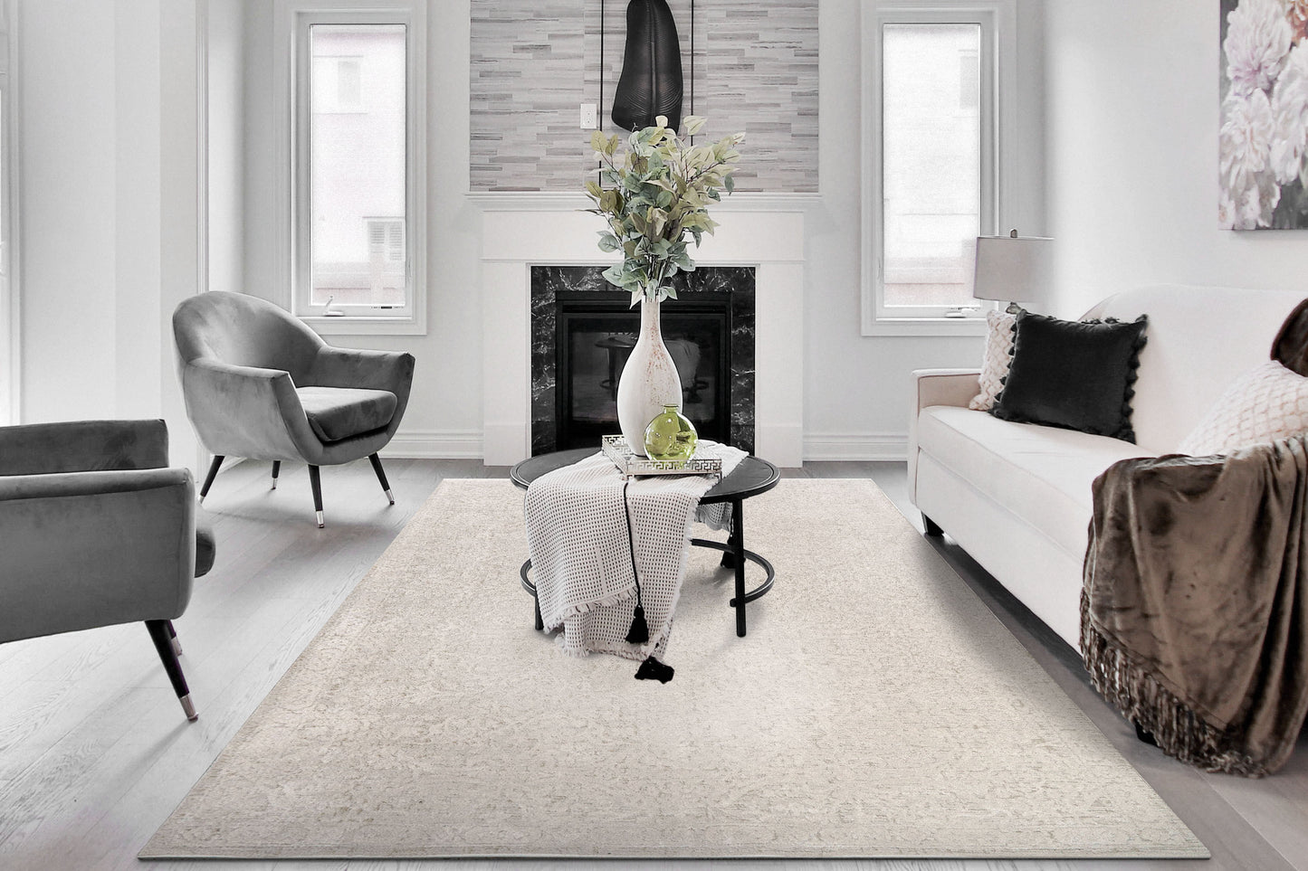 Hamilton Traditional Cream Floral Medium Pile Rug