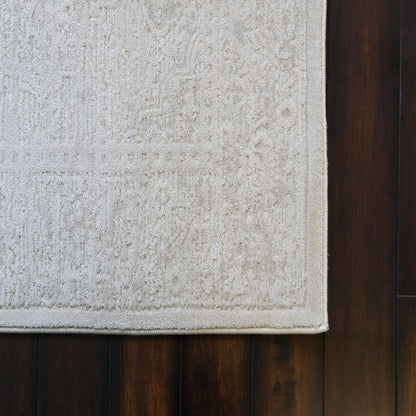 Hamilton Traditional Ivory/Grey Medallion Medium Pile Rug