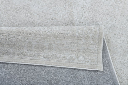 Hamilton Traditional Ivory/Grey Medallion Medium Pile Rug
