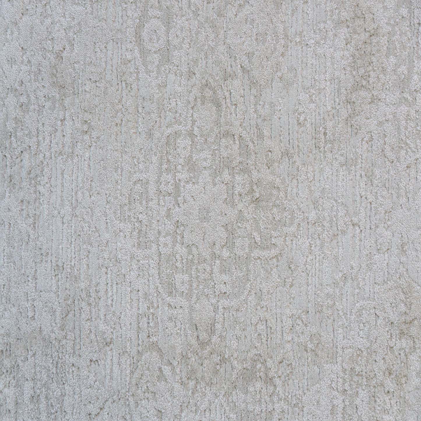Hamilton Traditional Ivory/Grey Medallion Medium Pile Rug