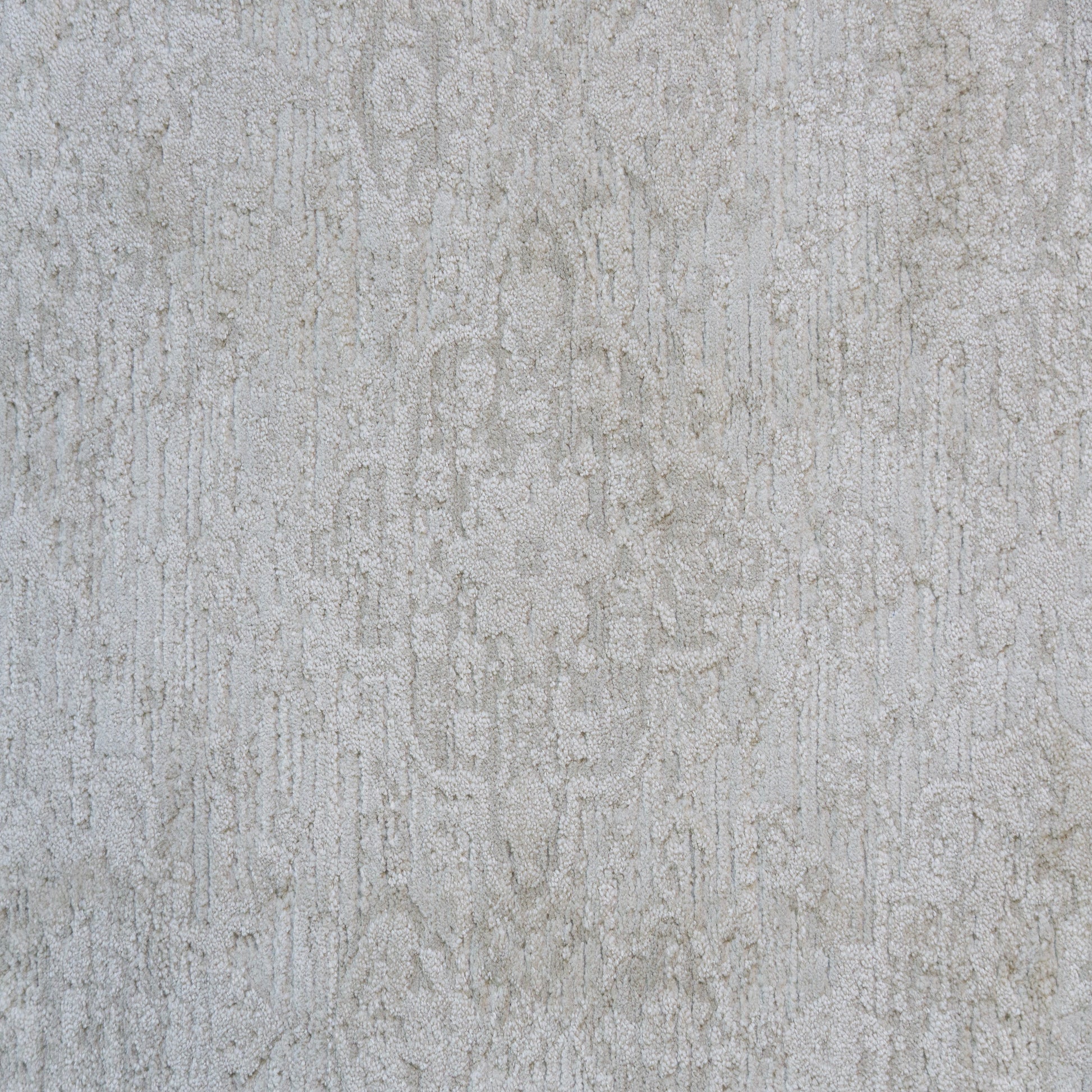 Hamilton Traditional Ivory/Grey Medallion Medium Pile Rug