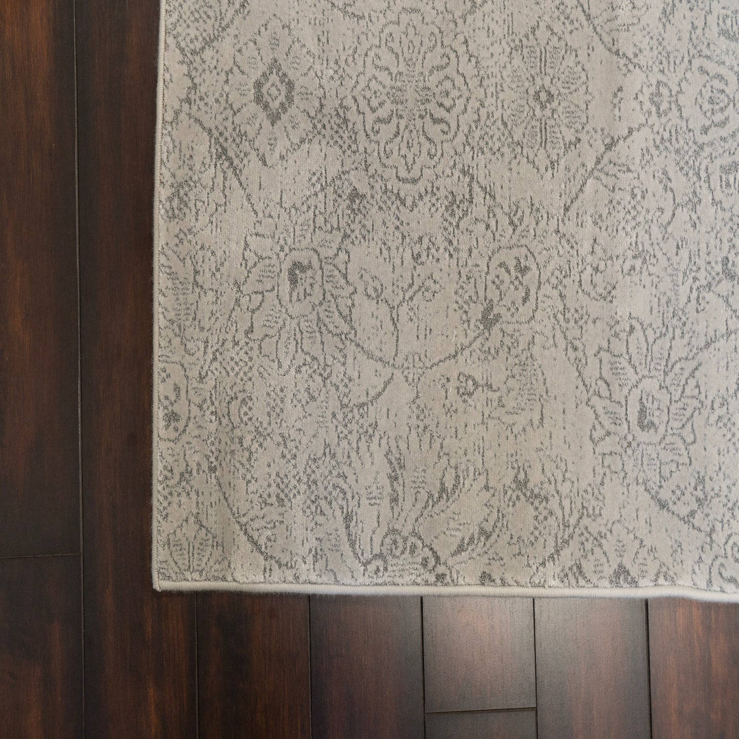 Harmony Contemporary Ivory/Blue Damask Medium Pile Rug