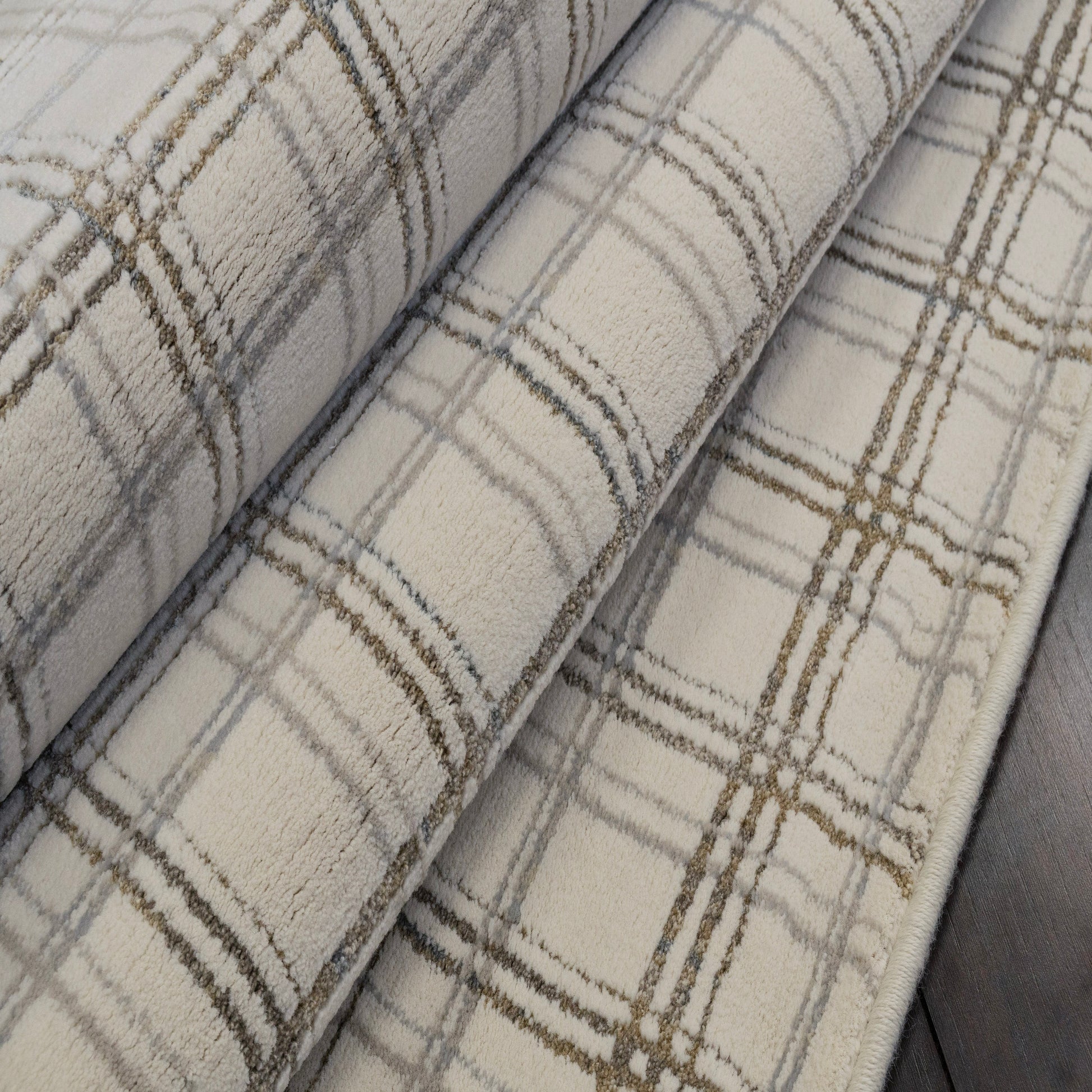 Harmony Contemporary Ivory/Beige Plaid Medium Pile Rug