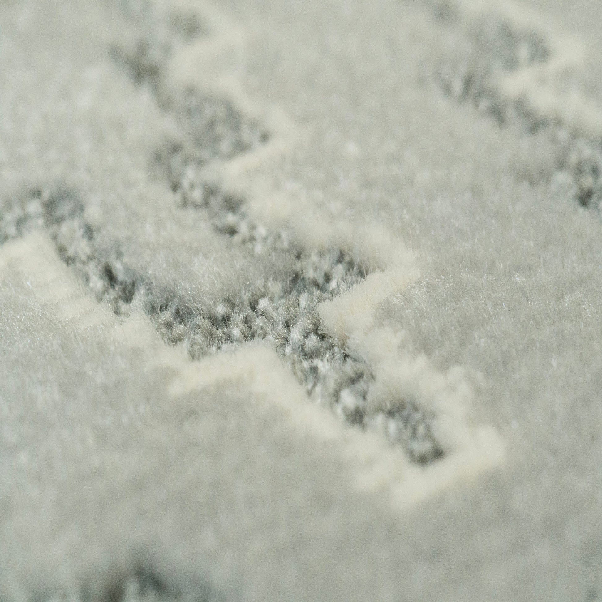 Harmony Contemporary Ivory/Blue Chevron Medium Pile Rug