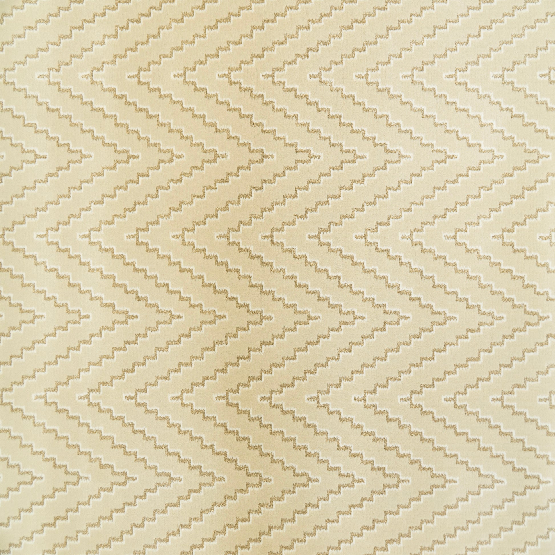Harmony Contemporary Ivory/Grey Chevron Medium Pile Rug