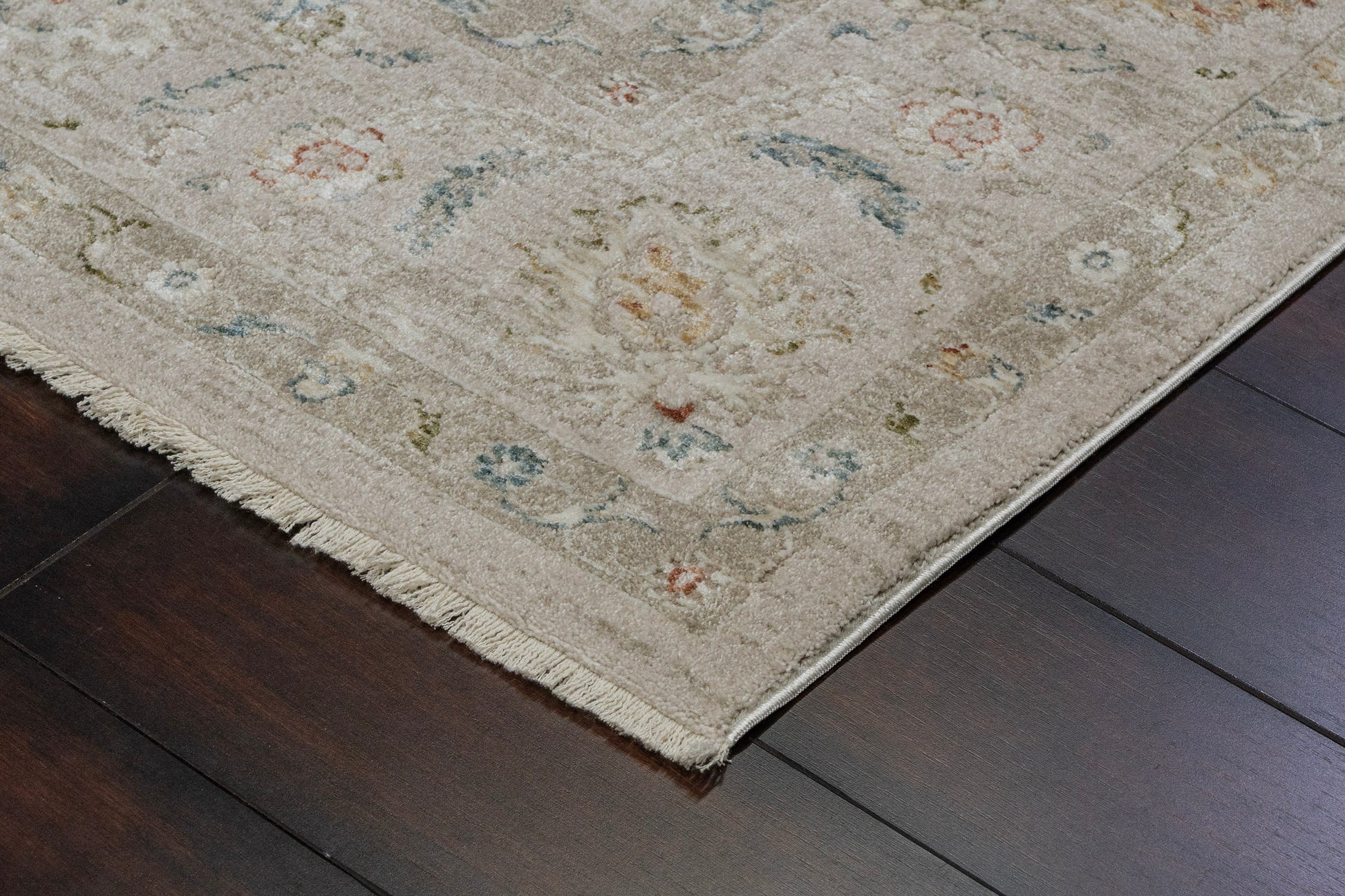 Hudson Traditional Beige Oriental High-Low Rug
