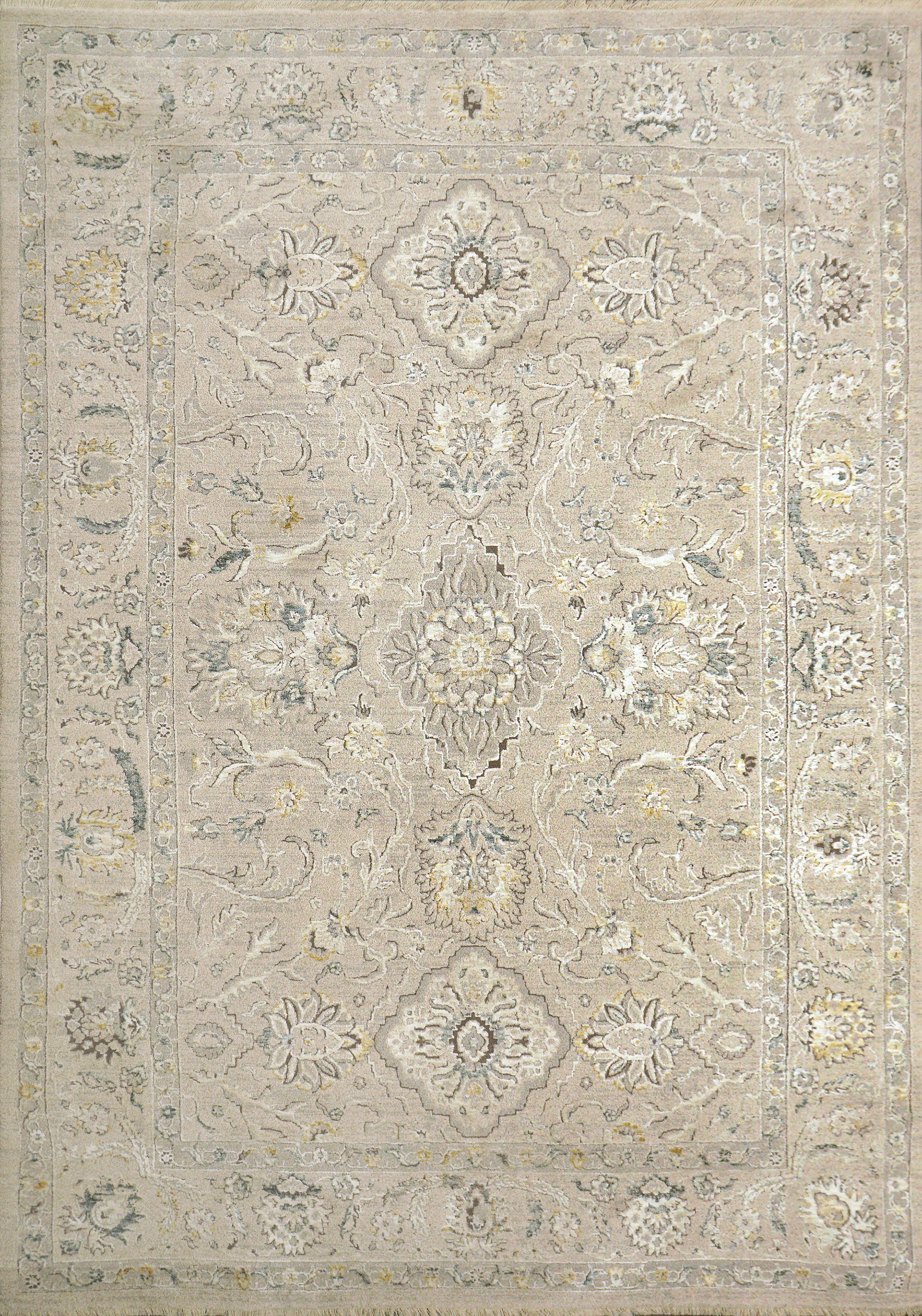 Hudson Traditional Beige/Ivory Oriental High-Low Rug