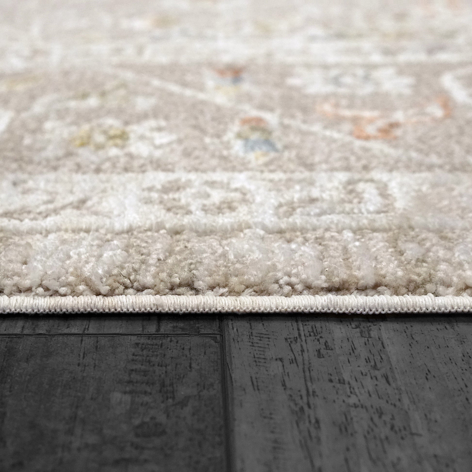 Hudson Traditional Beige/Dark Beige Oriental High-Low Rug