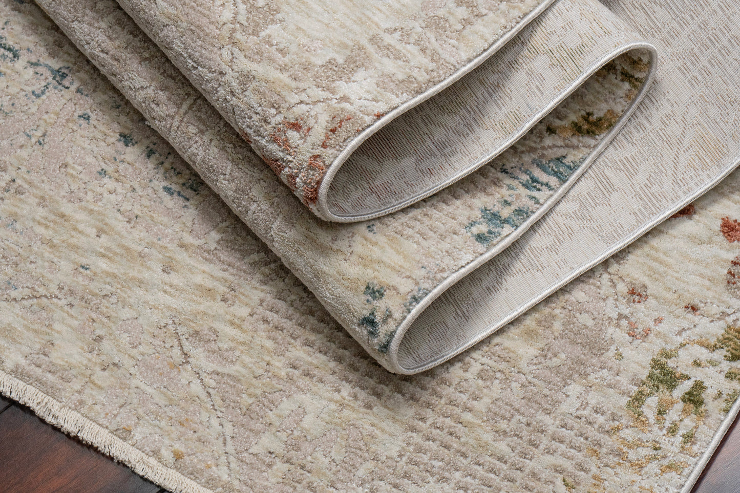 Hudson Transitional Beige/Multi Oriental High-Low Rug