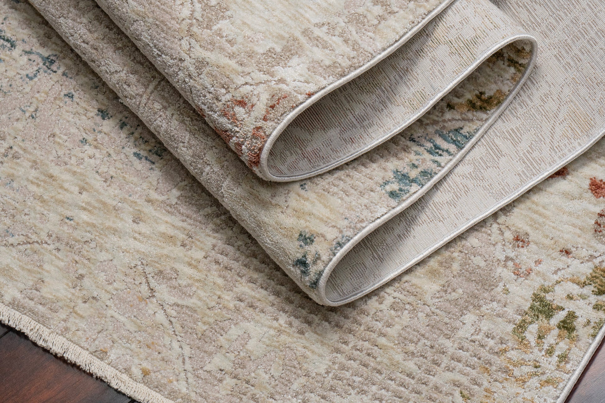 Hudson Transitional Beige/Multi Oriental High-Low Rug