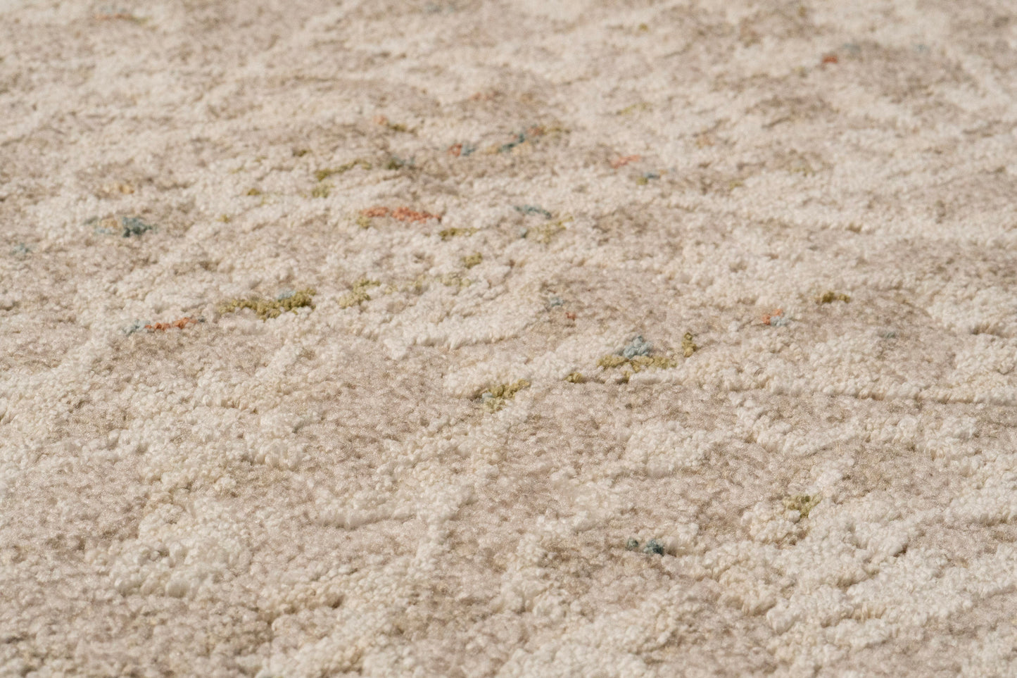 Hudson Transitional Beige/Cream Moroccan High-Low Rug