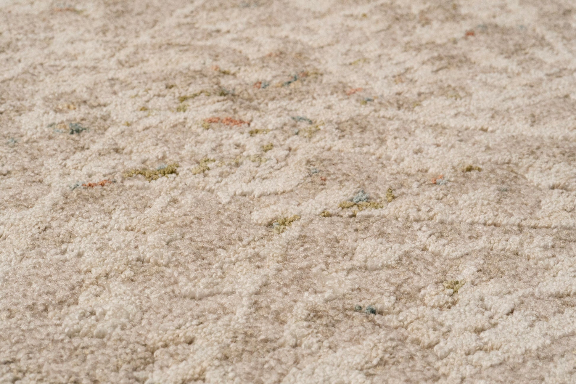 Hudson Transitional Beige/Cream Moroccan High-Low Rug