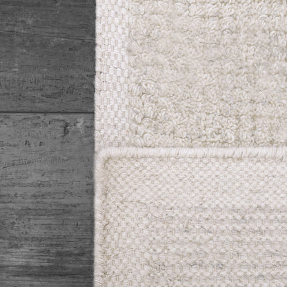 Ivy Modern Ivory Solid Medium Pile Rug