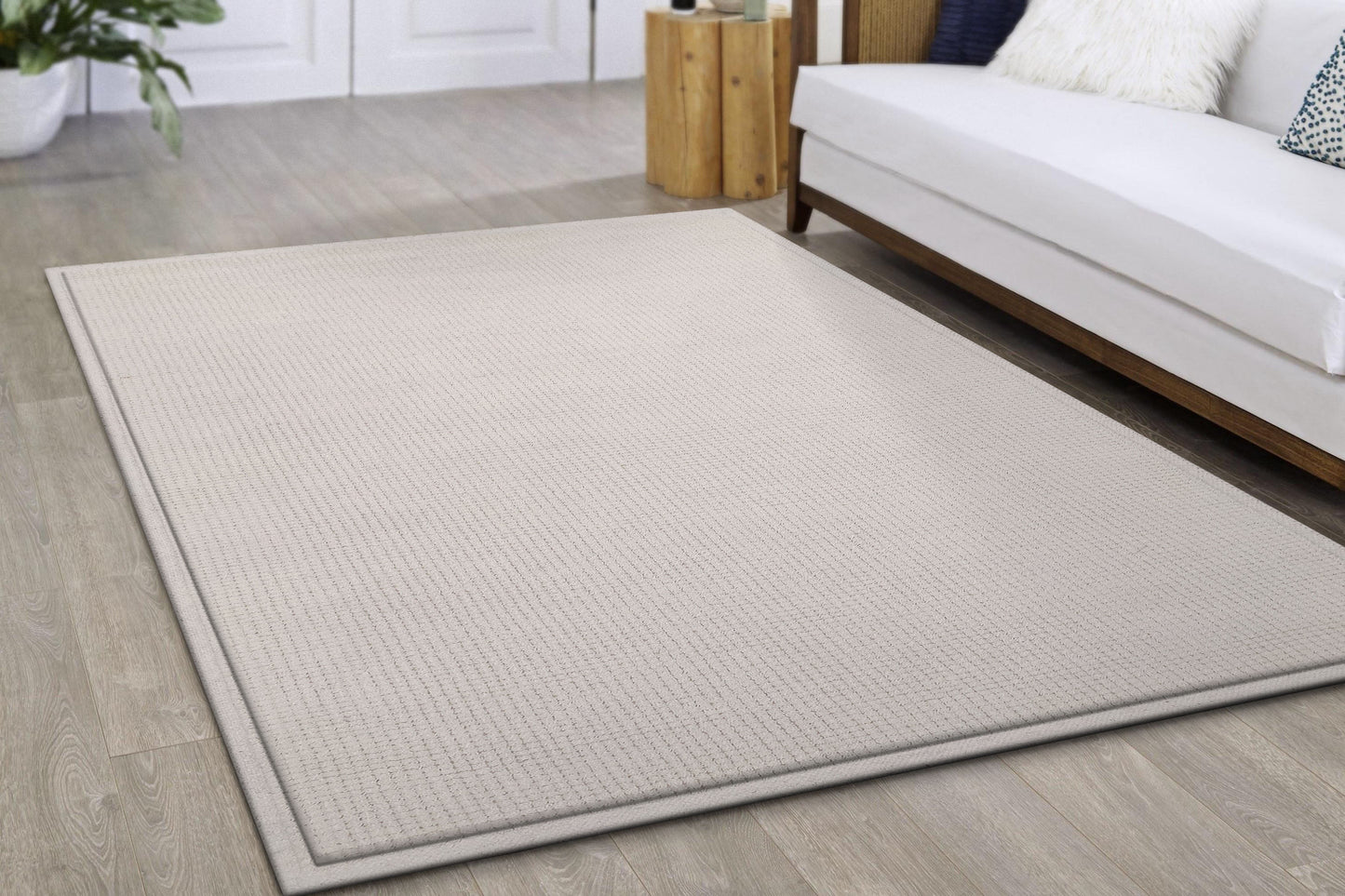 Ivy Modern Ivory Solid Medium Pile Rug