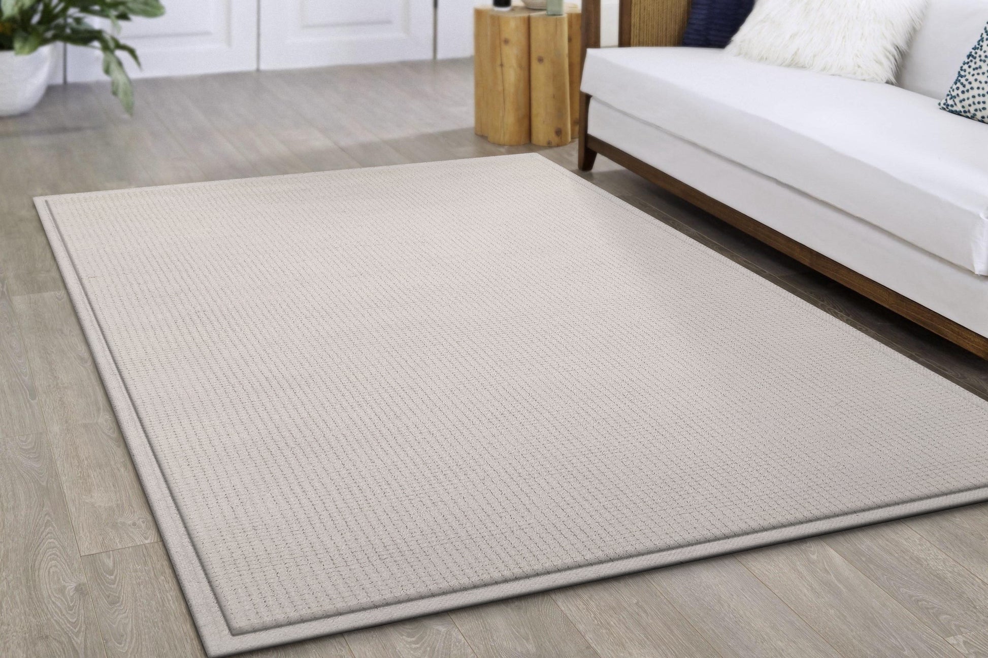 Ivy Modern Ivory Solid Medium Pile Rug
