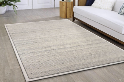 Ivy Modern Ivory/Silver Solid Medium Pile Rug