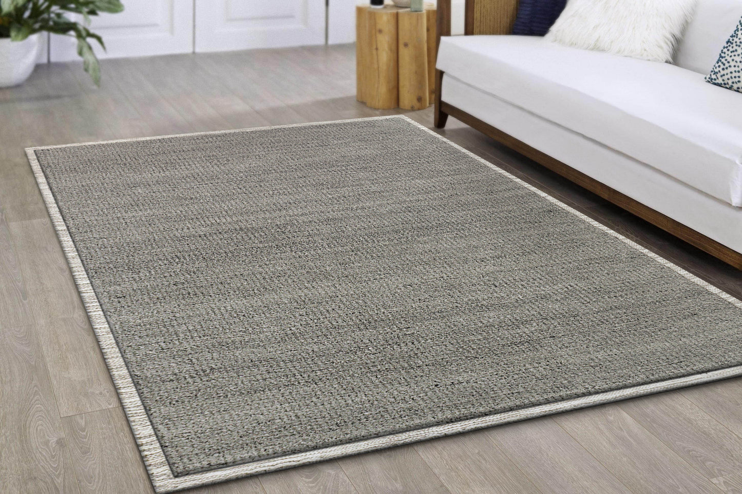 Ivy Modern Grey Solid Medium Pile Rug