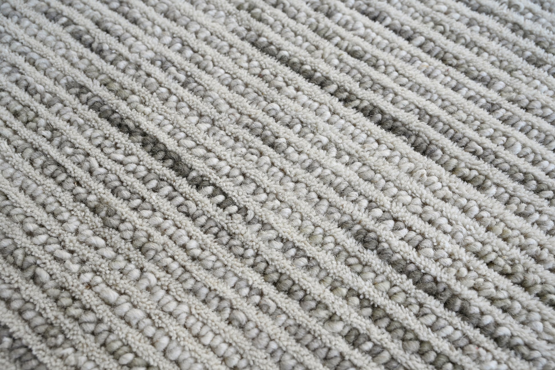 Jax Modern Ivory/Sage Striped Medium Pile Rug