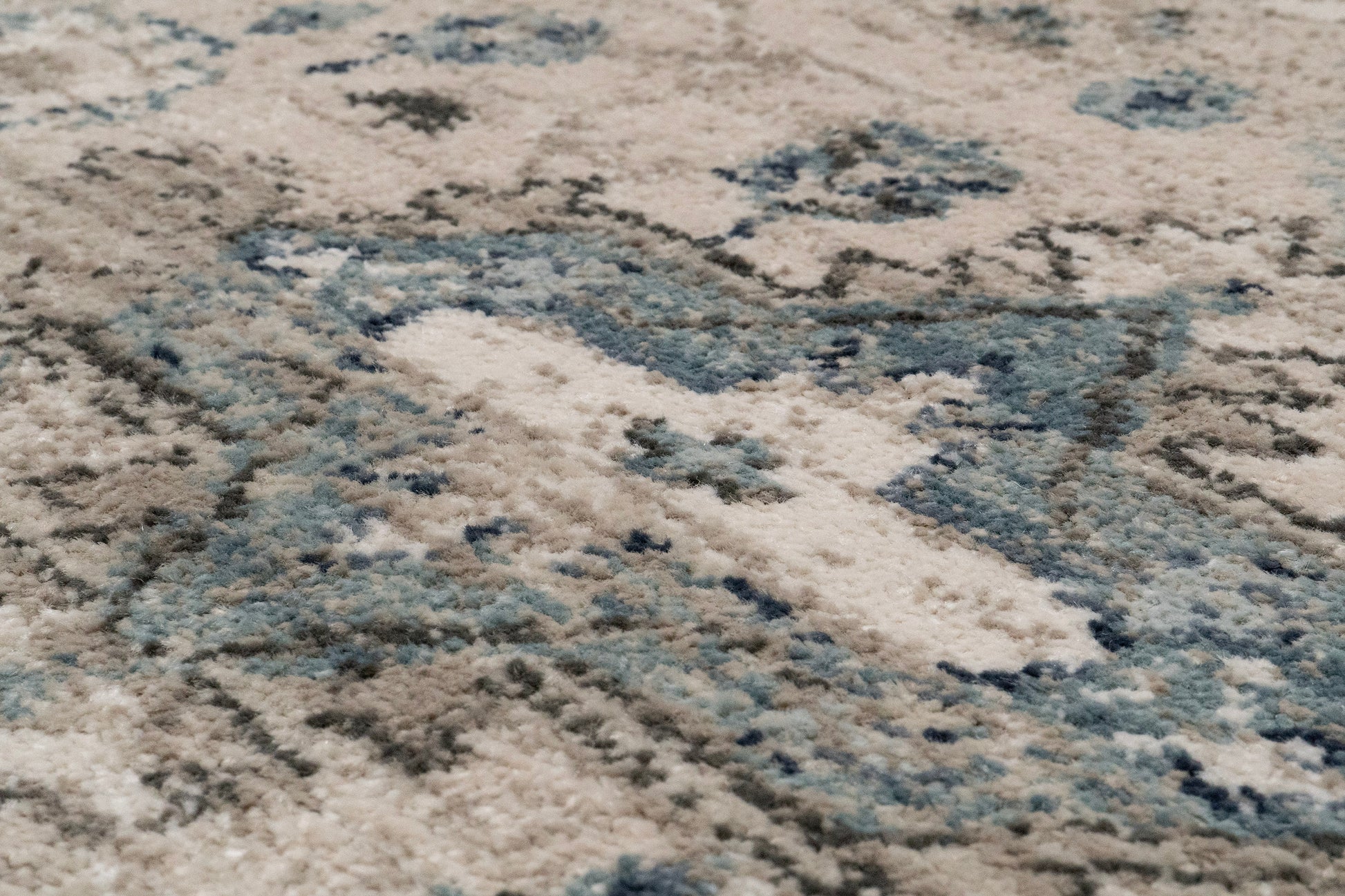 Juno Transitional Beige Distressed Medium Pile Rug