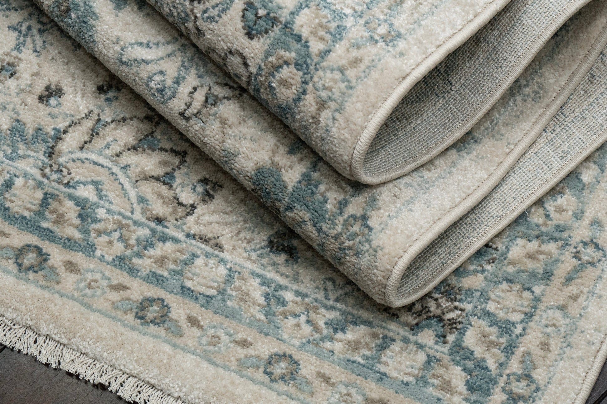 Juno Transitional Cream Floral Medium Pile Rug