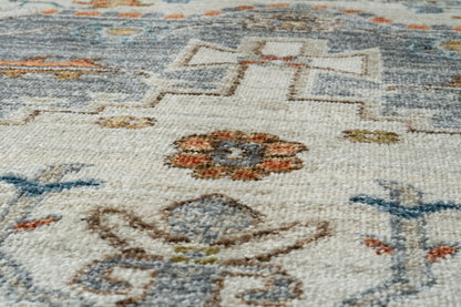 Juno Traditional Ivory/Grey Oriental Medium Pile Rug