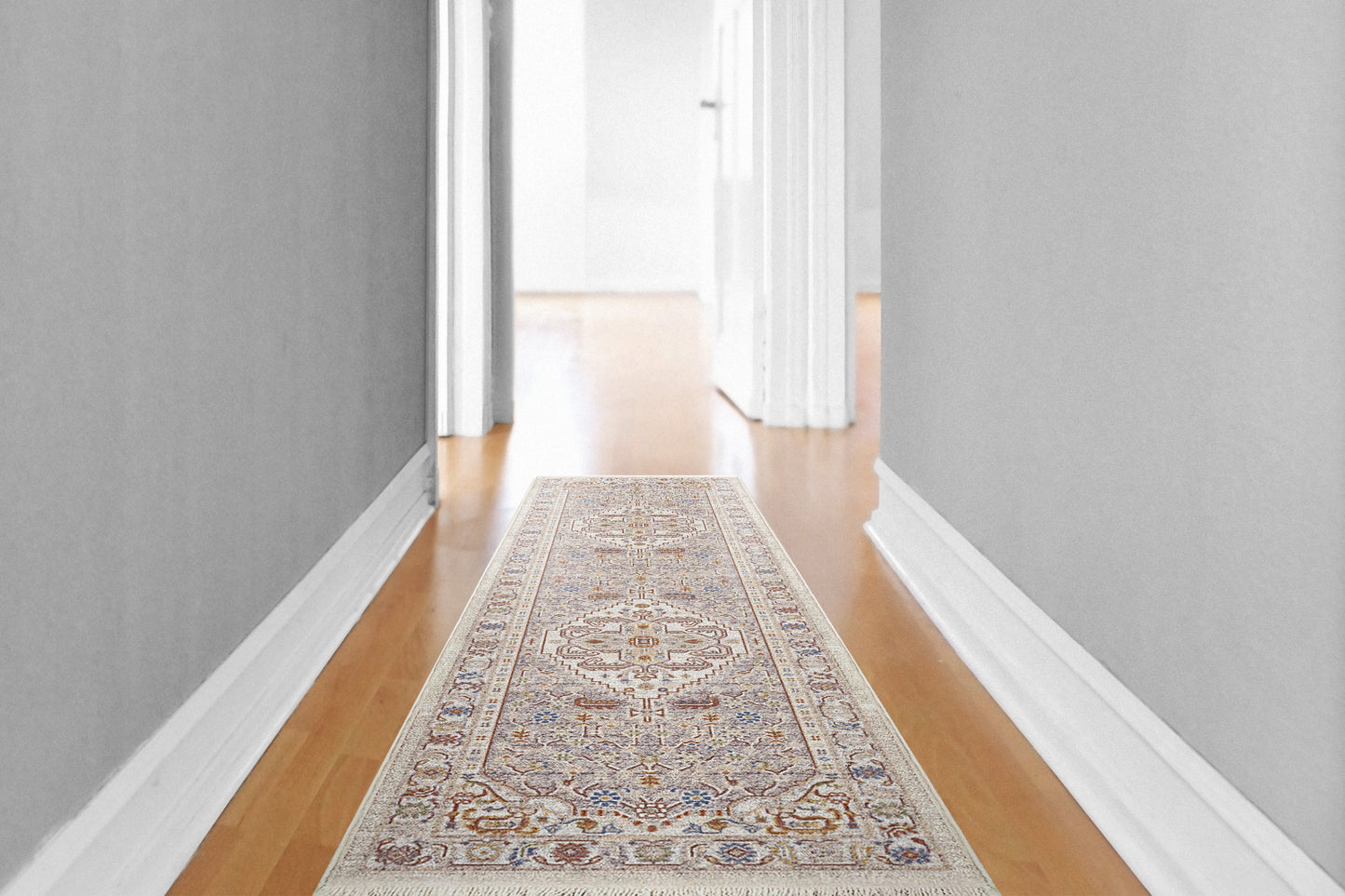 Juno Traditional Ivory/Grey Oriental Medium Pile Rug