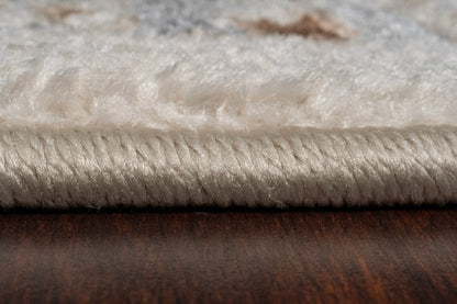 Juno Traditional Ivory/Grey Oriental Medium Pile Rug