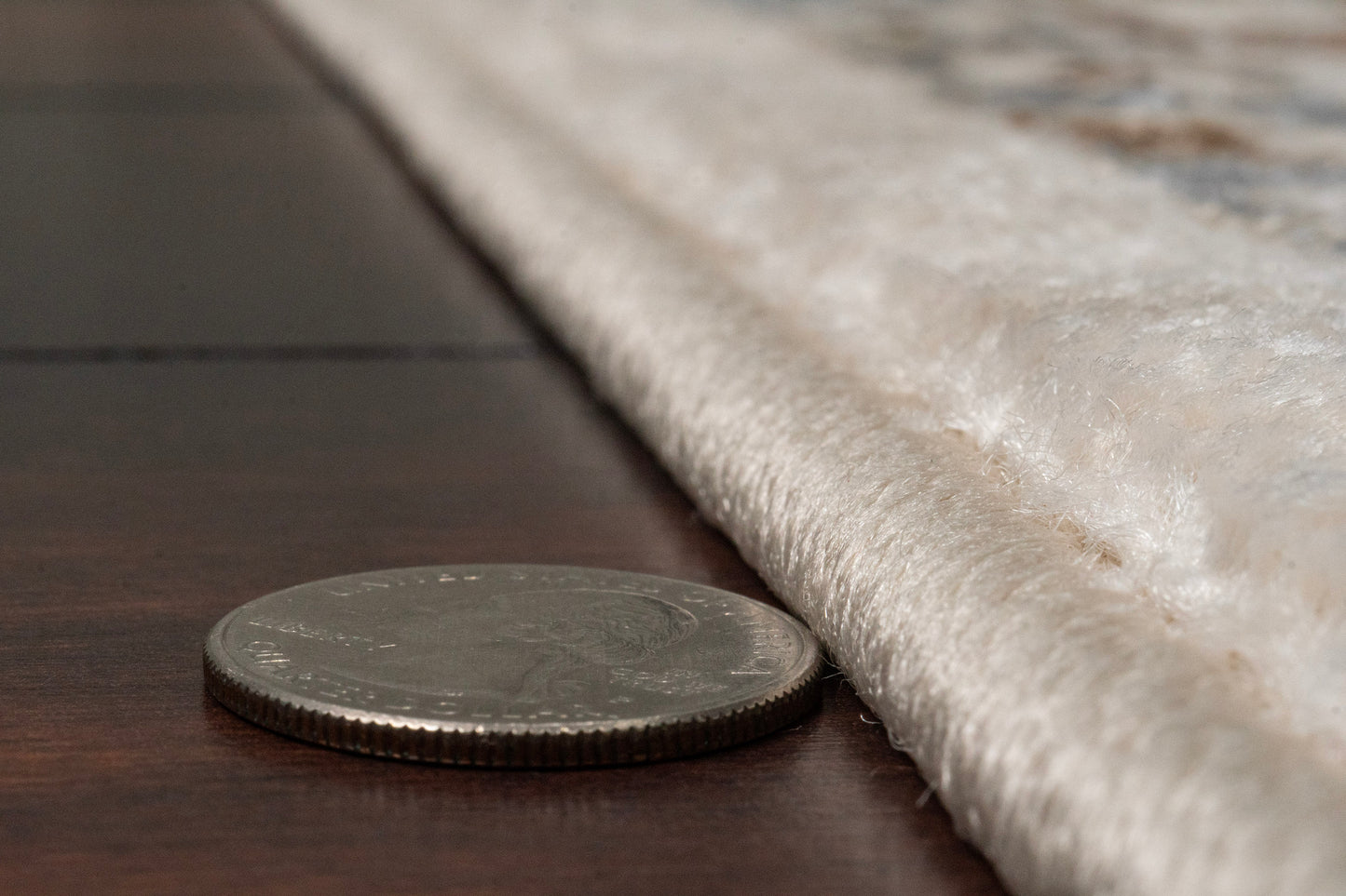 Juno Traditional Ivory/Grey Oriental Medium Pile Rug