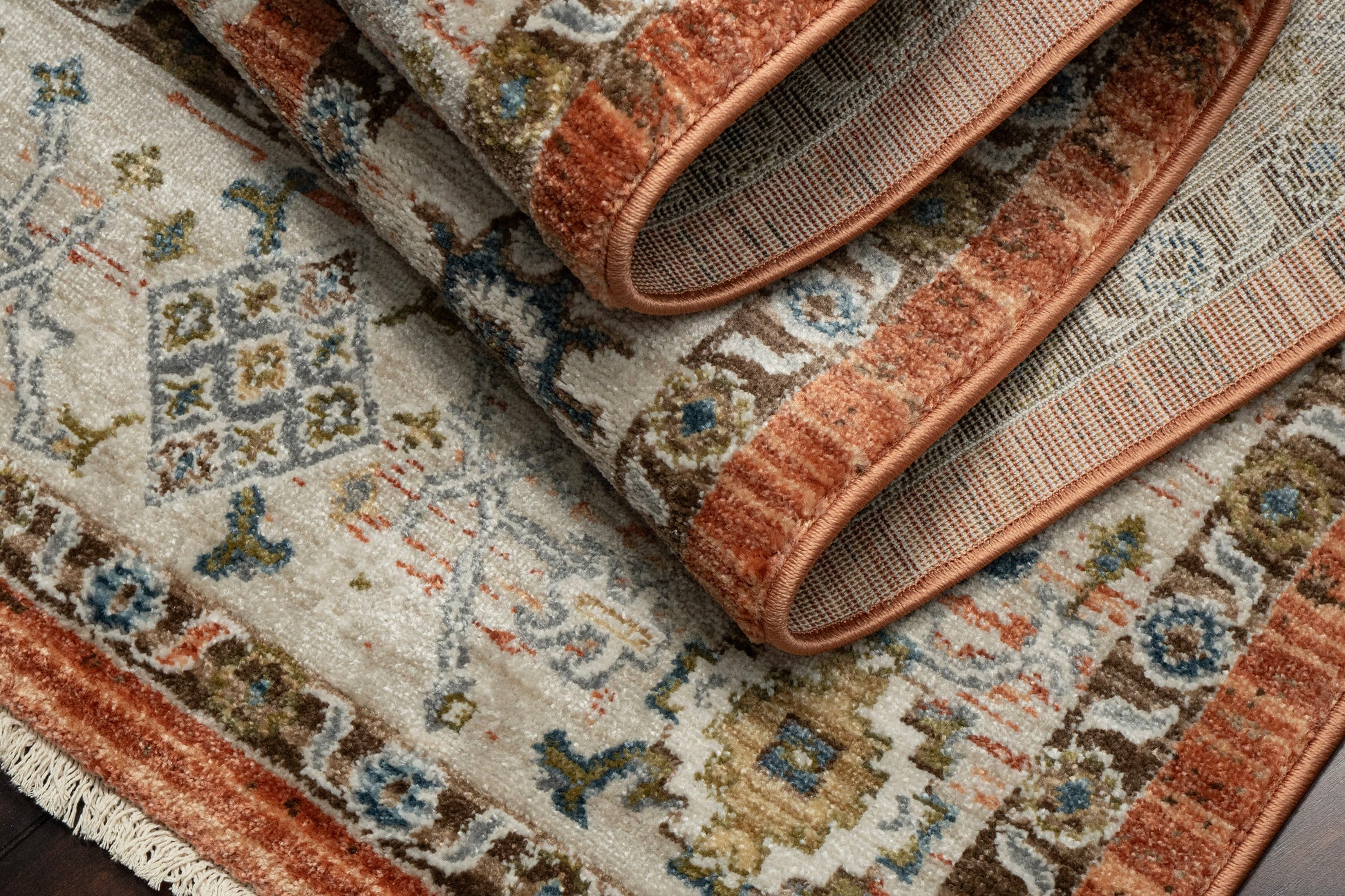 Juno Traditional Rust/Ivory/Multi Oriental Medium Pile Rug