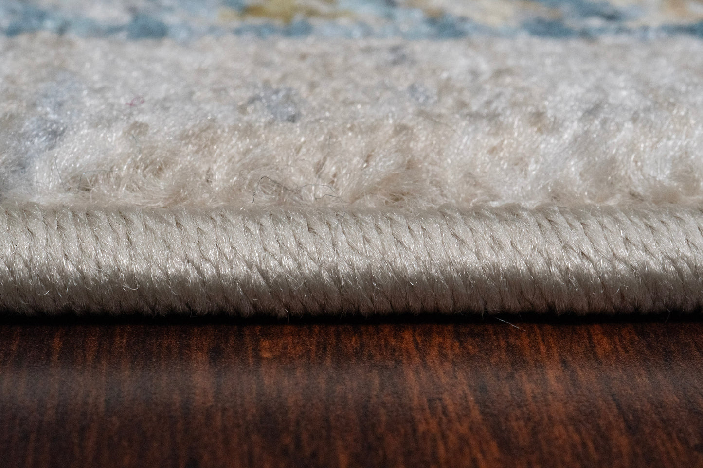Juno Traditional Ivory/Multi Oriental Medium Pile Rug