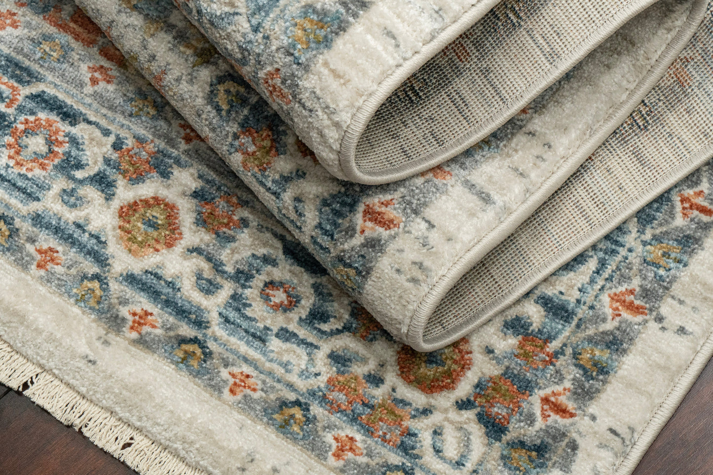 Juno Traditional Beige/Multi Oriental Medium Pile Rug