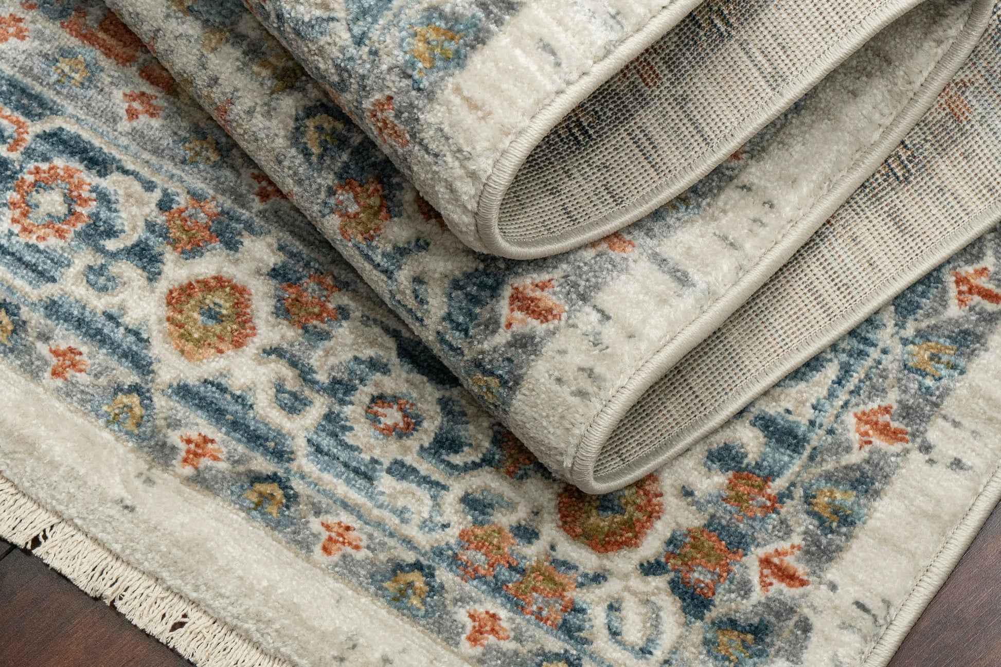 Juno Traditional Beige/Multi Oriental Medium Pile Rug