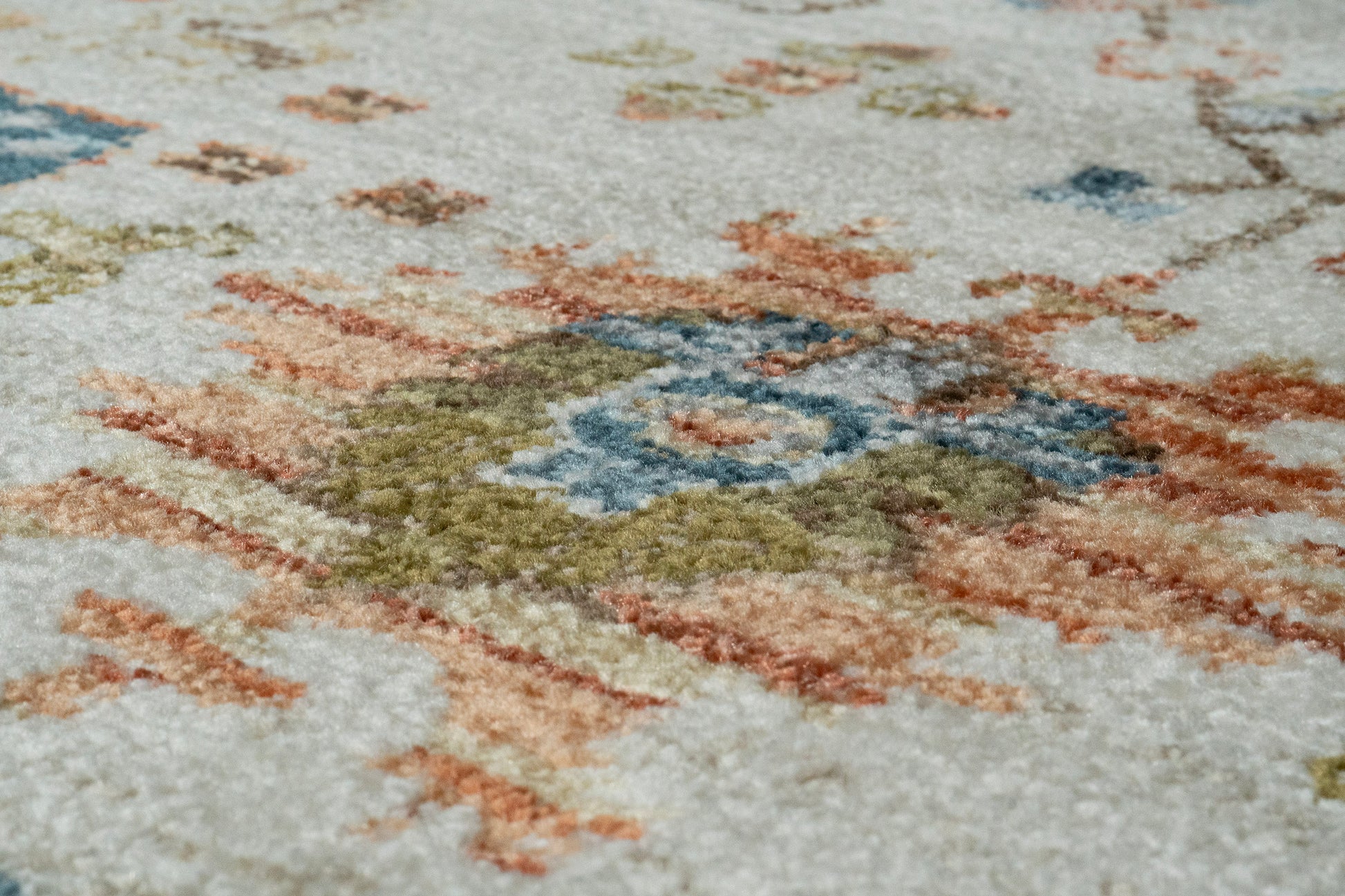 Juno Modern Ivory/Multi Abstract Medium Pile Rug