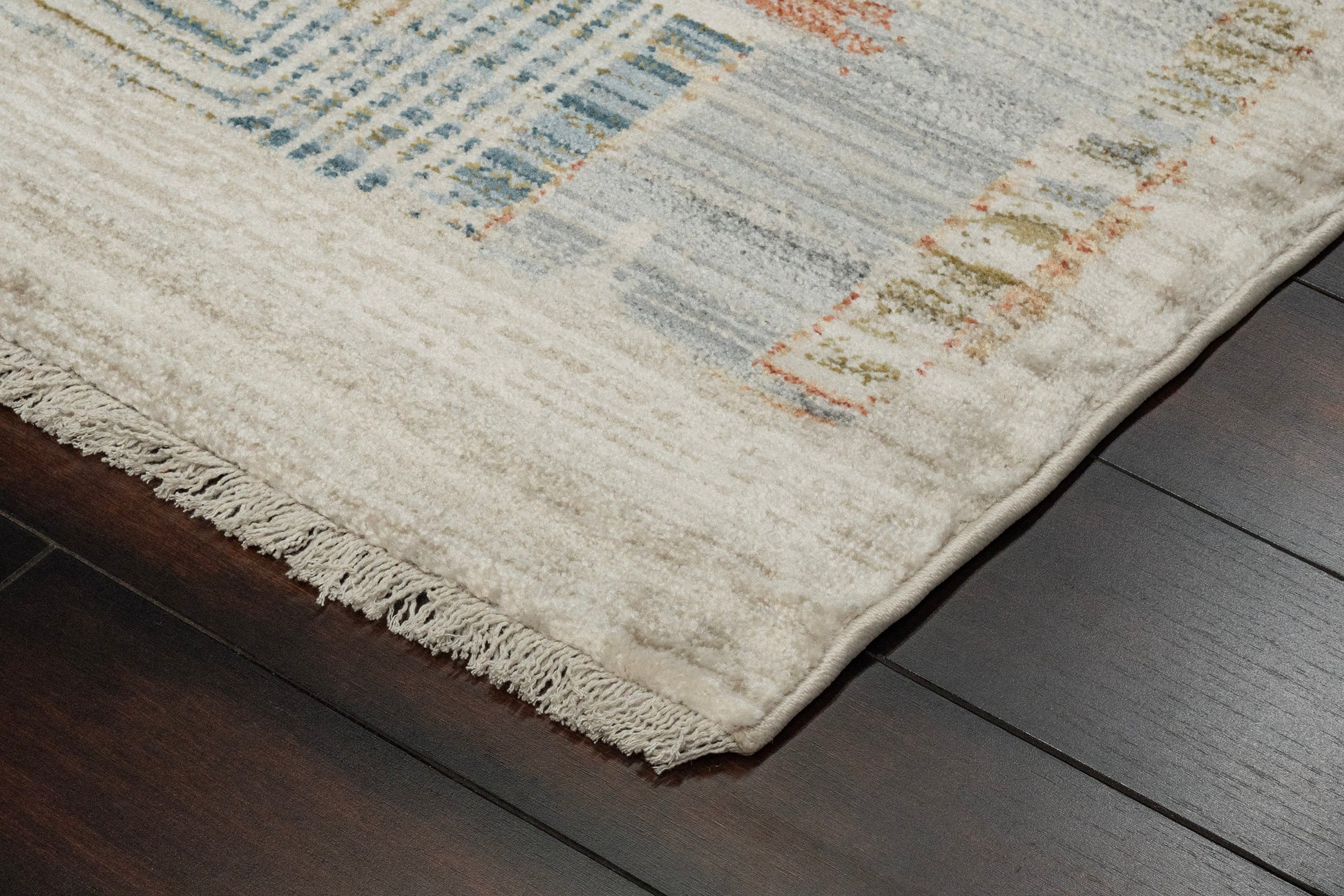 Juno Traditional Beige/Multi Oriental Medium Pile Rug