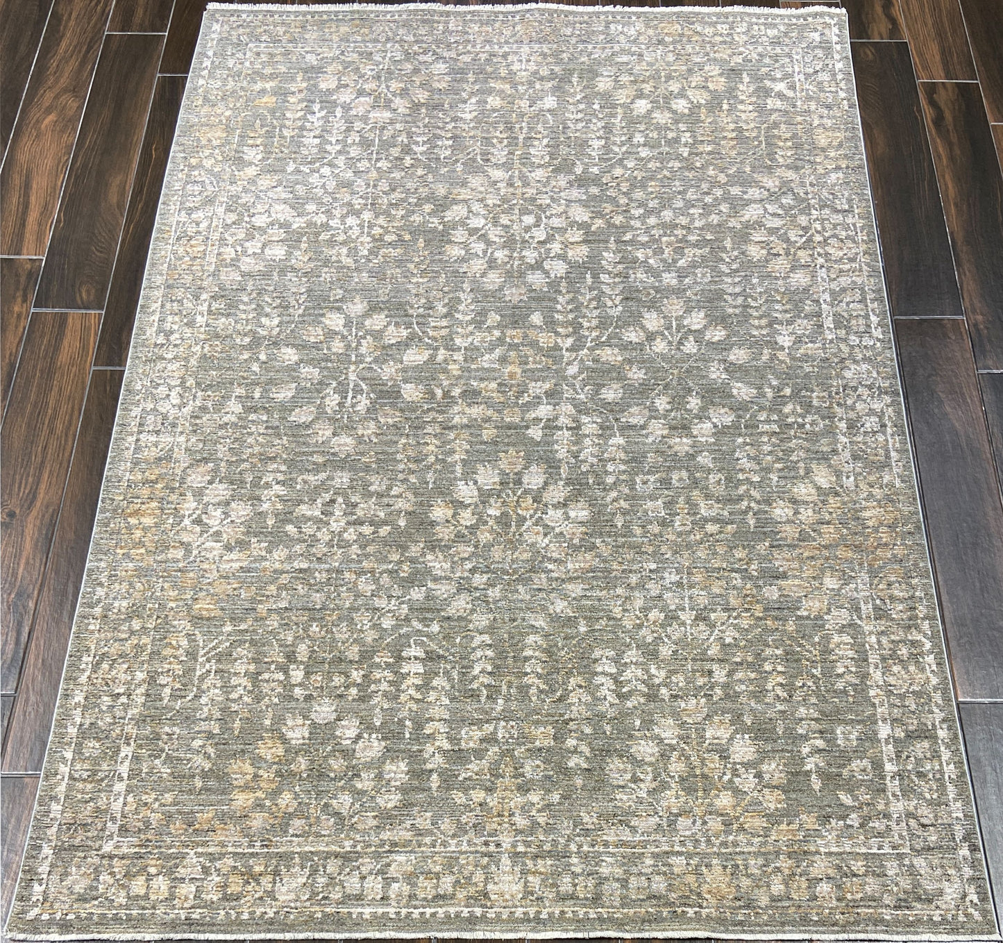 Kyra Transitional Grey/Dark Grey Floral Medium Pile Rug
