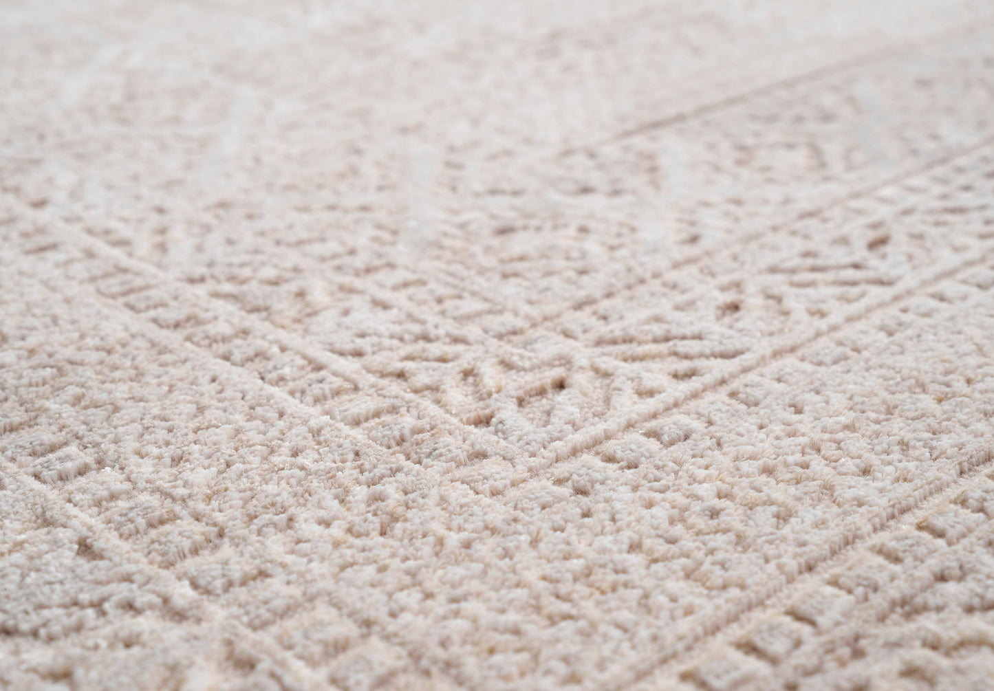 Lara Traditional Taupe Floral Low Pile Rug