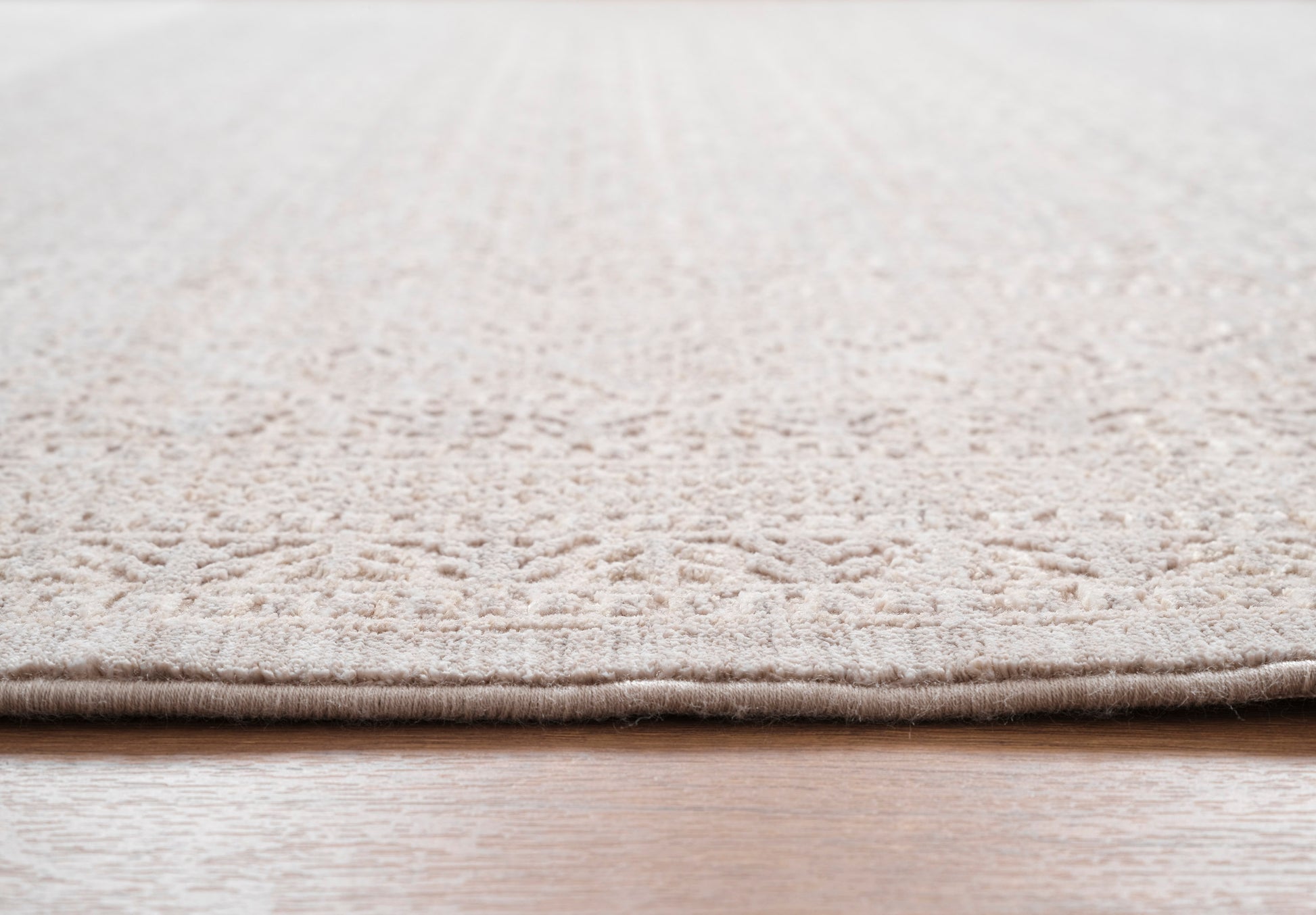 Lara Traditional Taupe Floral Low Pile Rug