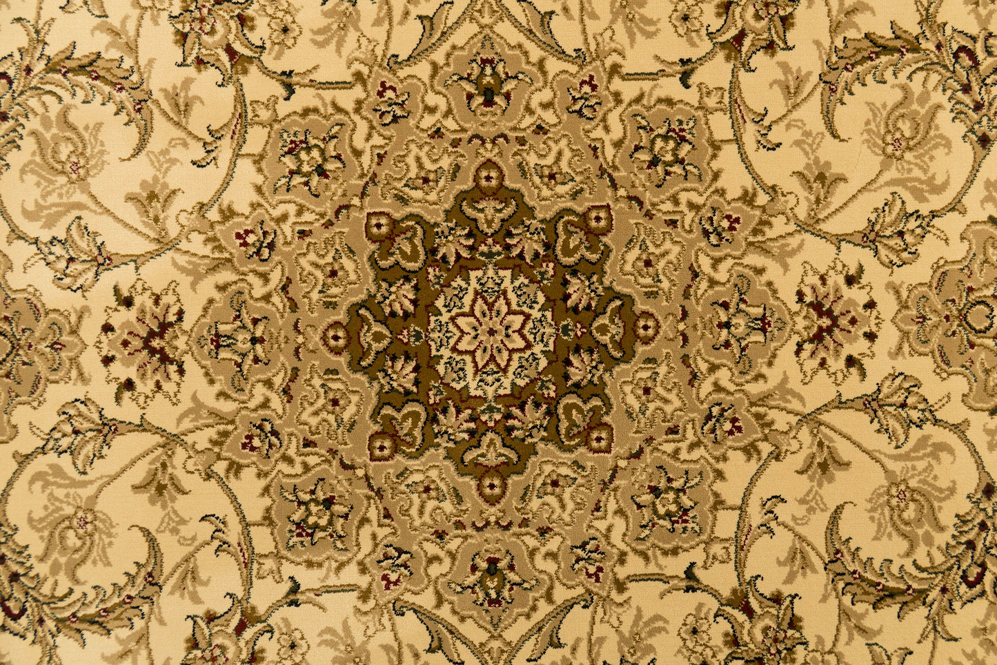 Legacy Traditional Ivory Classic Medium Pile Rug