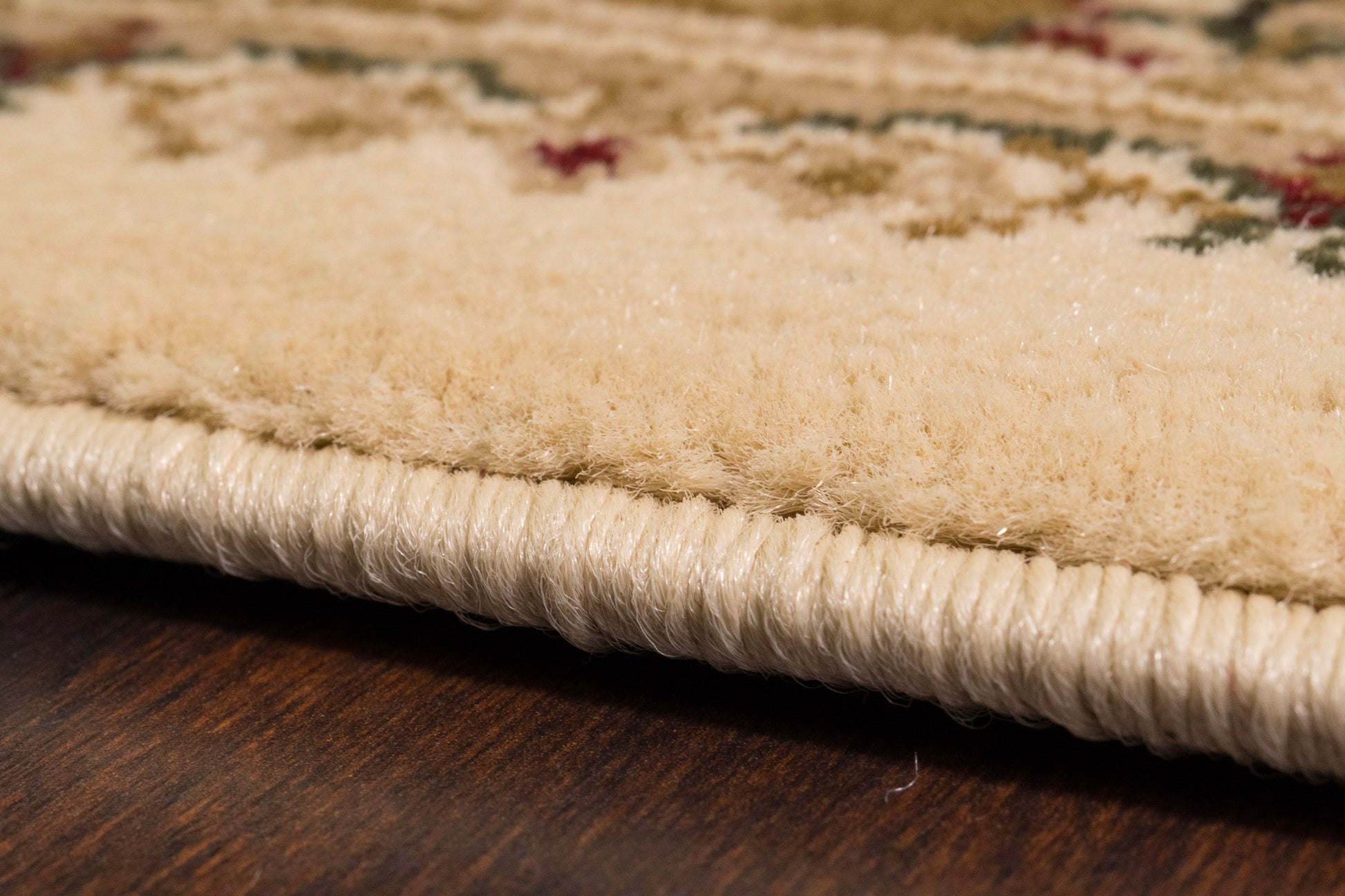 Legacy Traditional Ivory Classic Medium Pile Rug