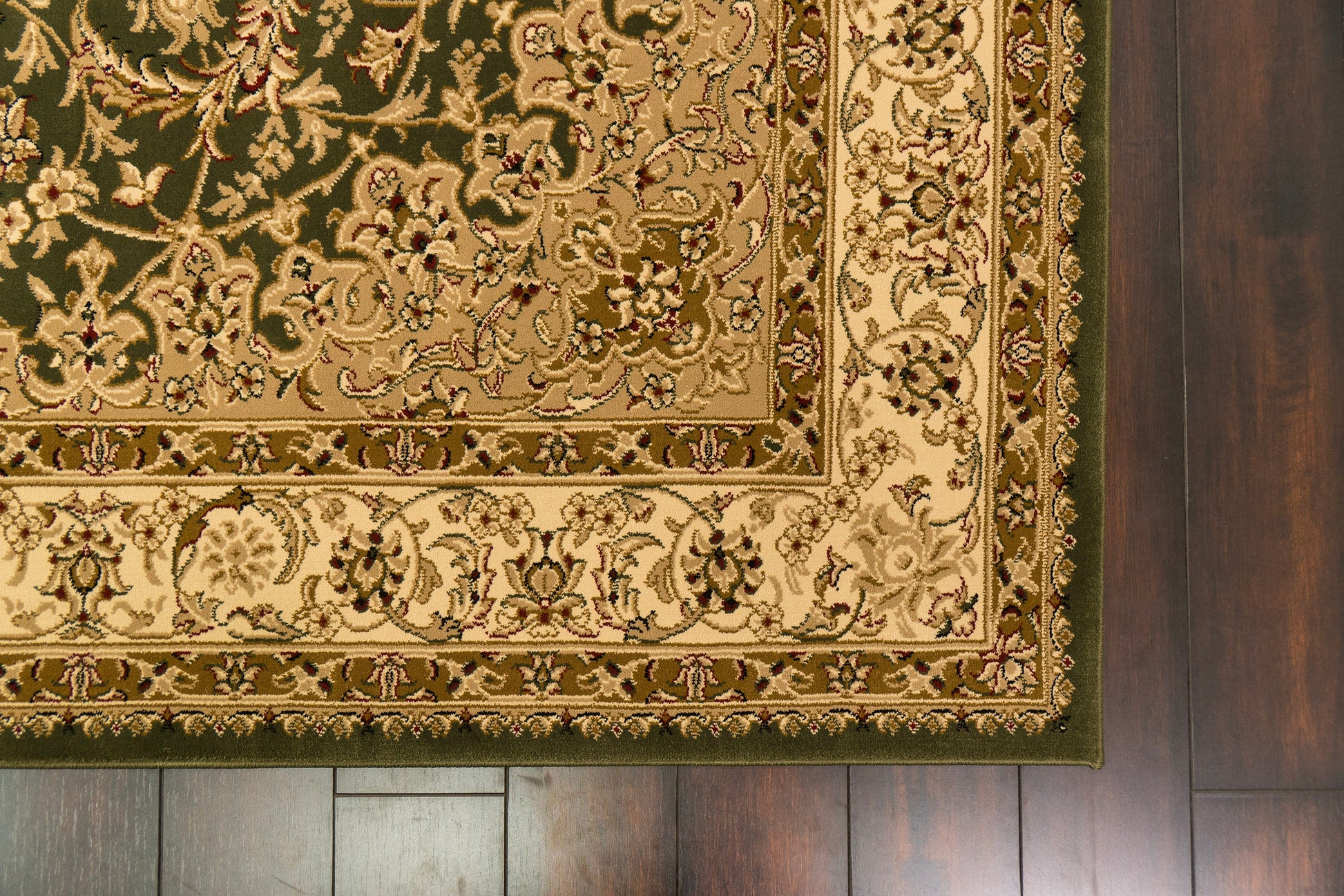 Legacy Traditional Green Classic Medium Pile Rug