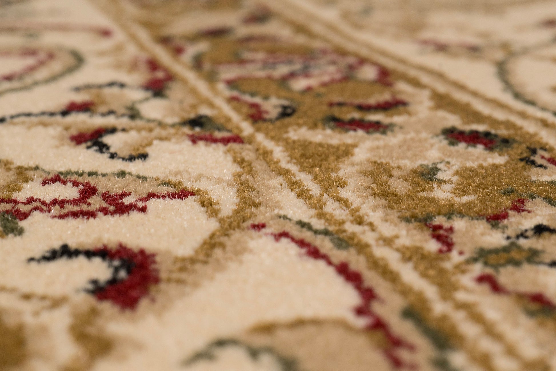 Legacy Traditional Yellow Classic Medium Pile Rug