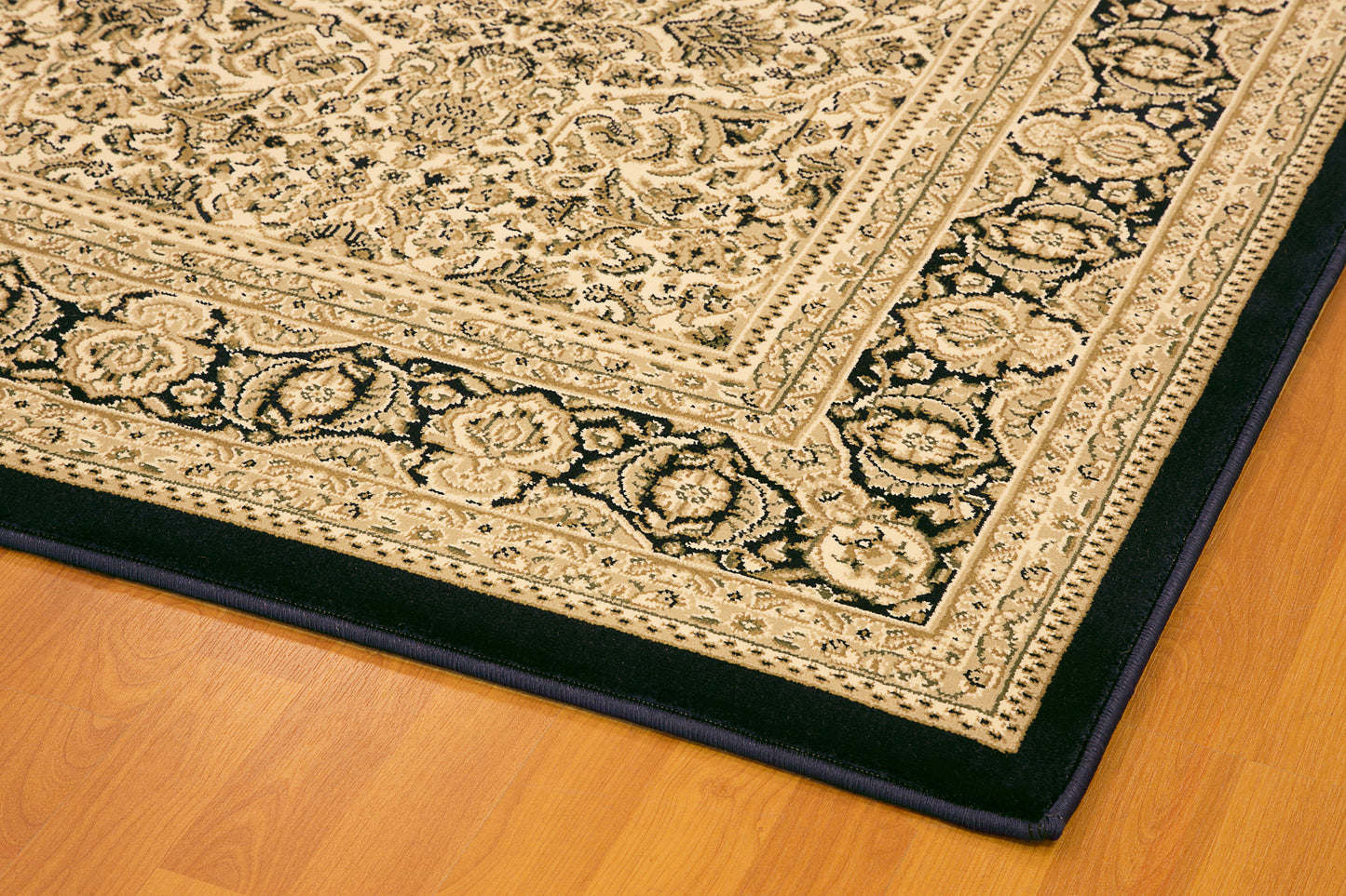 Legacy Traditional Ivory Classic Medium Pile Rug